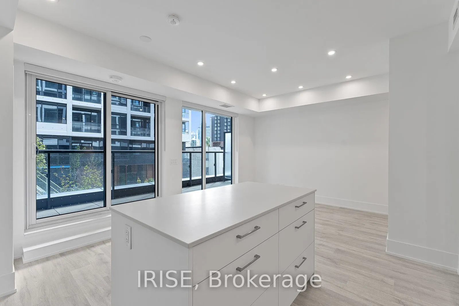115 Denison Avenue, #301