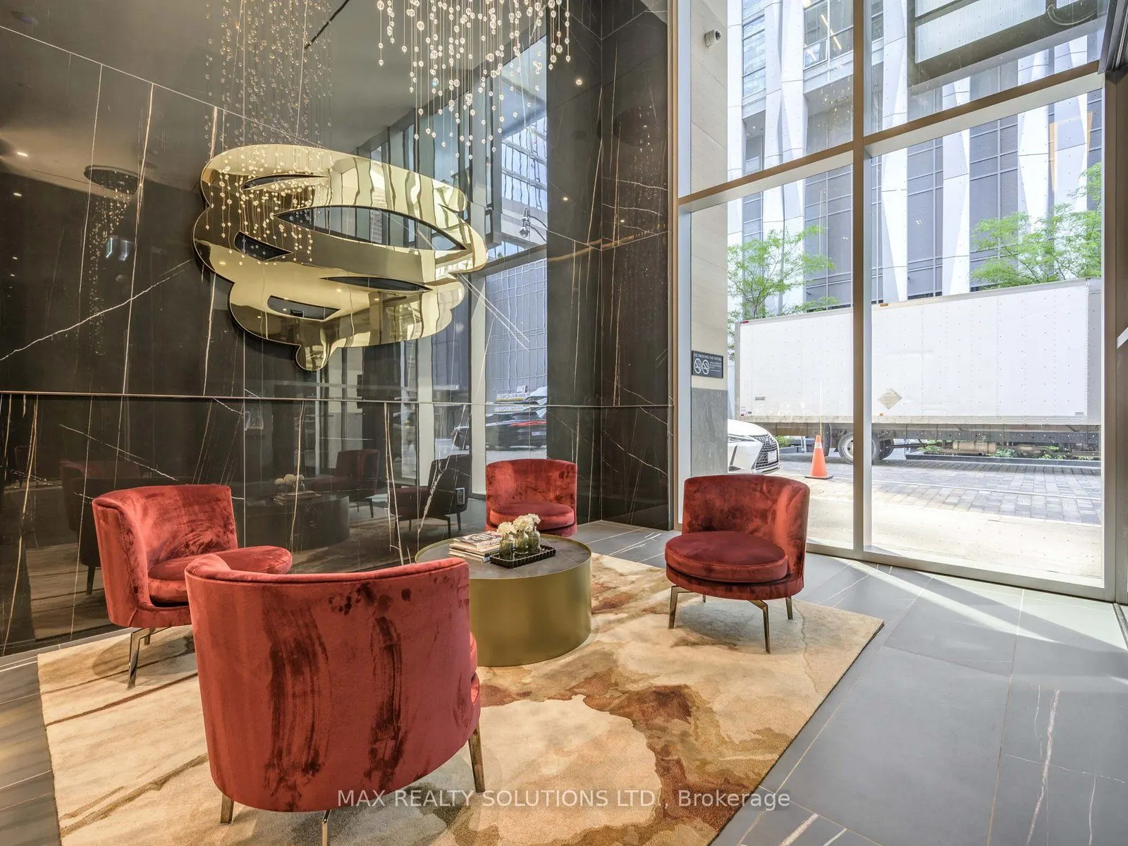 11 Yorkville Avenue, #5404