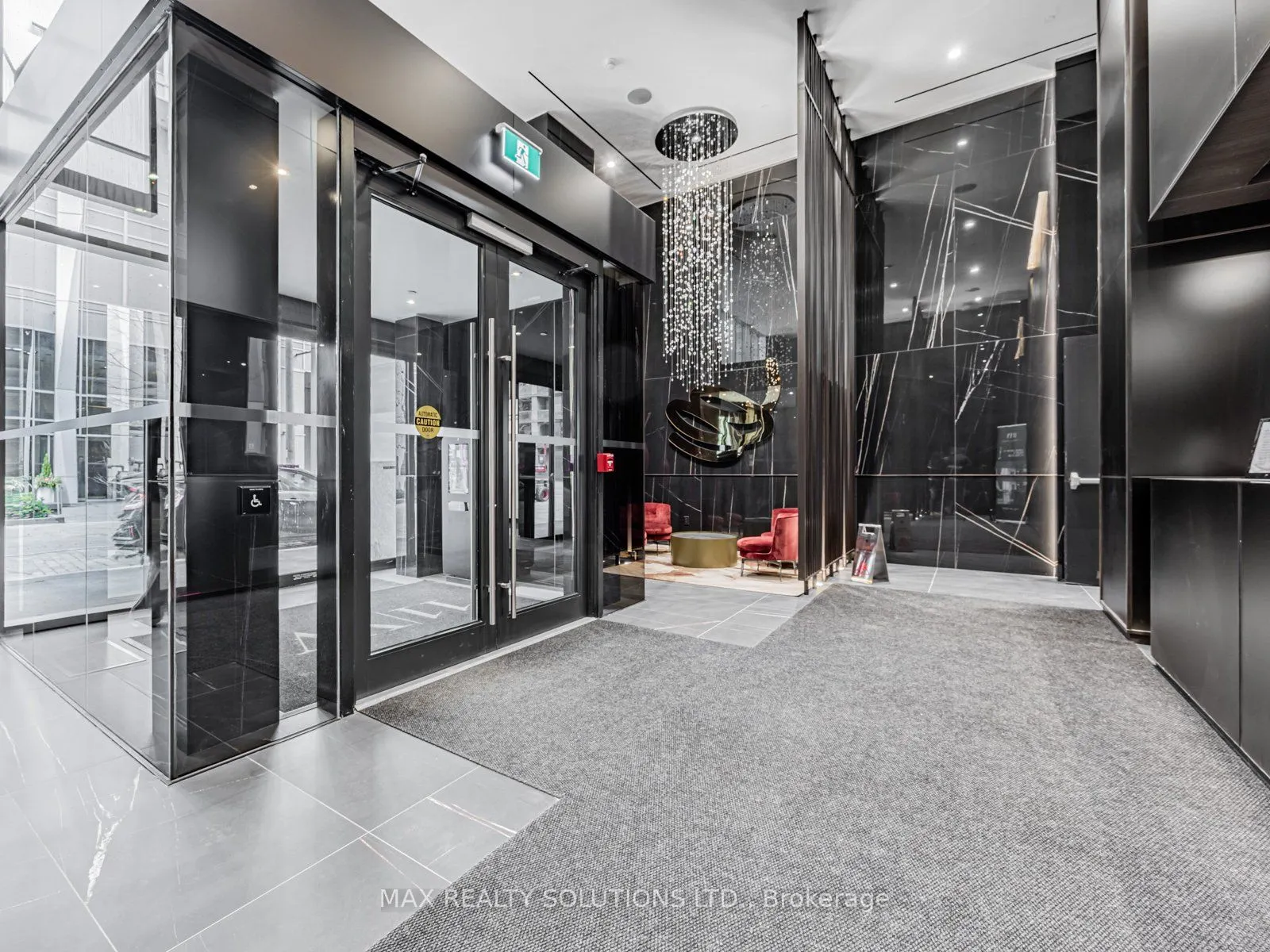 11 Yorkville Avenue, #5404