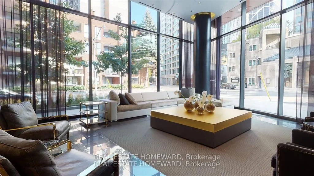 32 Davenport Road, #1401