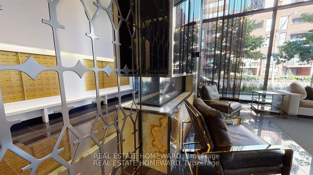 32 Davenport Road, #1401