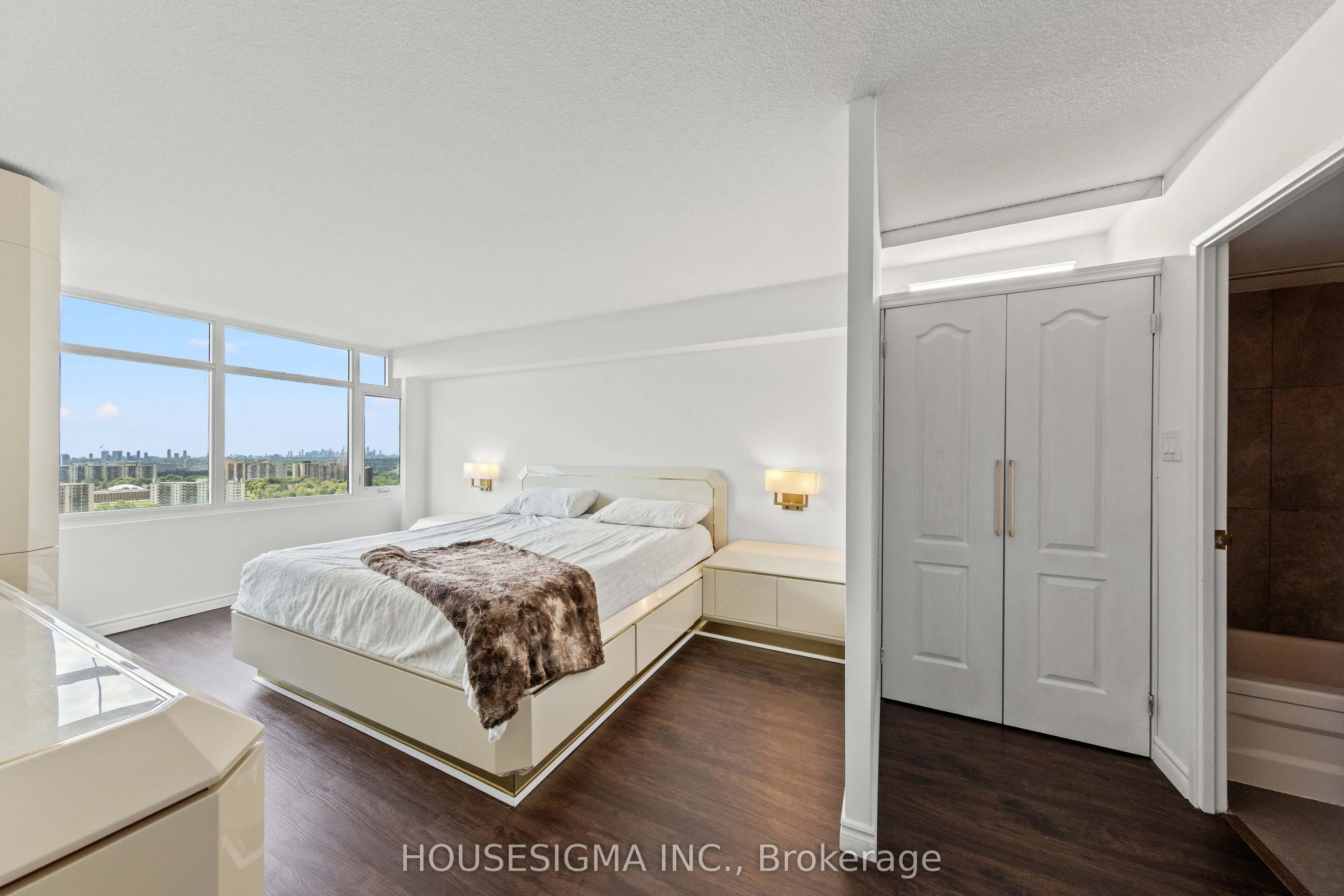 1555 Finch Avenue E, #2205