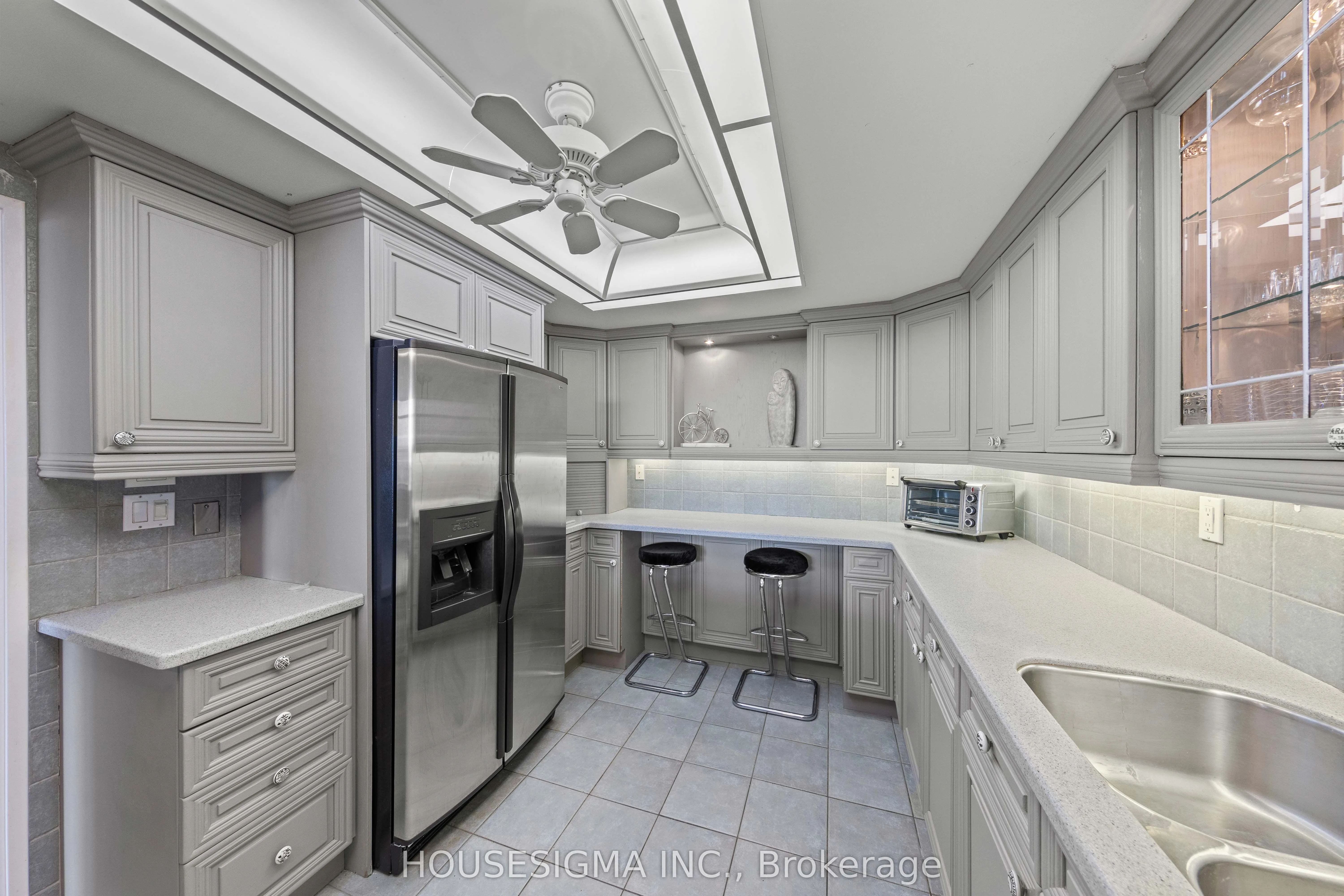 1555 Finch Avenue E, #2205