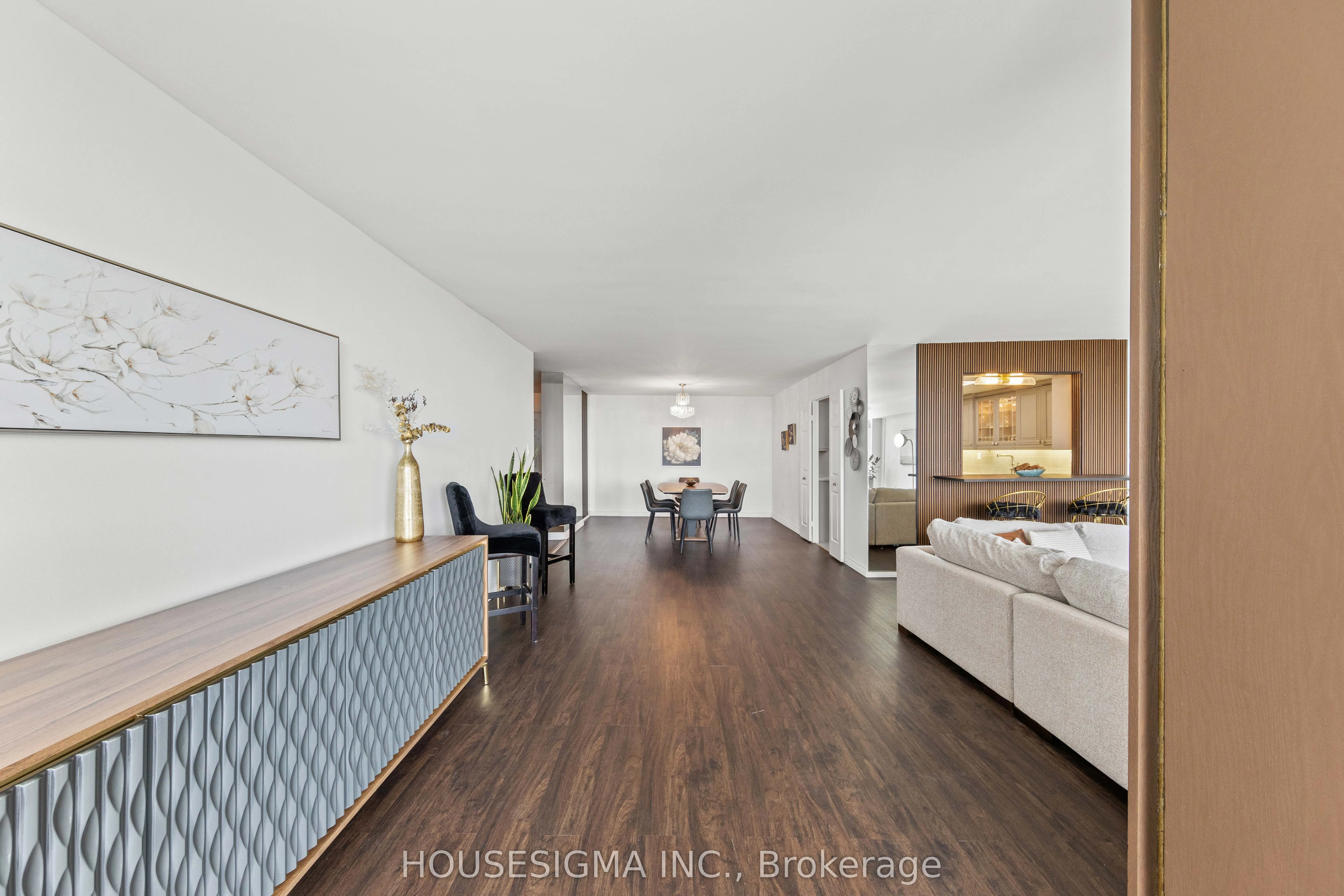 1555 Finch Avenue E, #2205