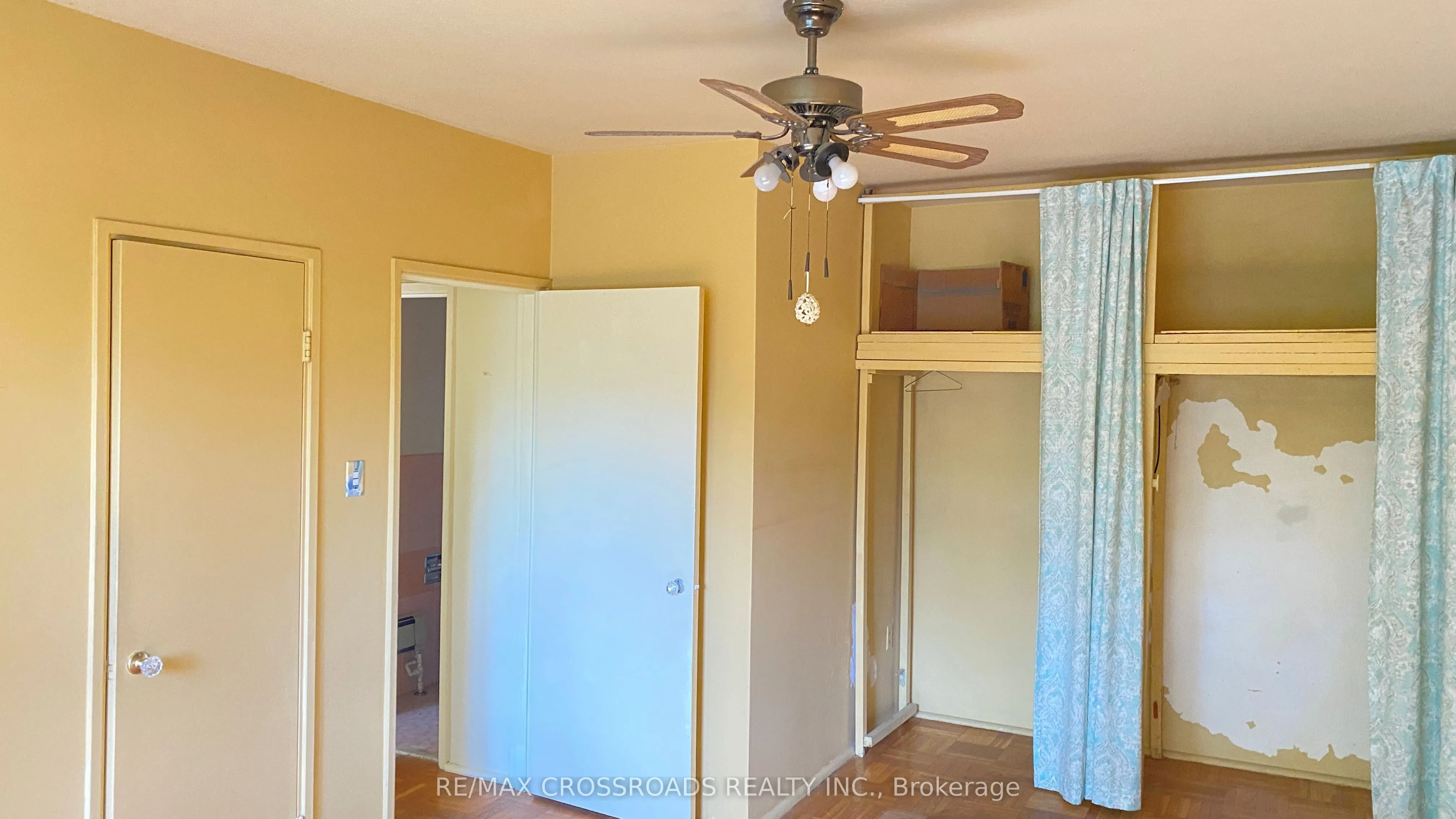 30 Elm Avenue, #302