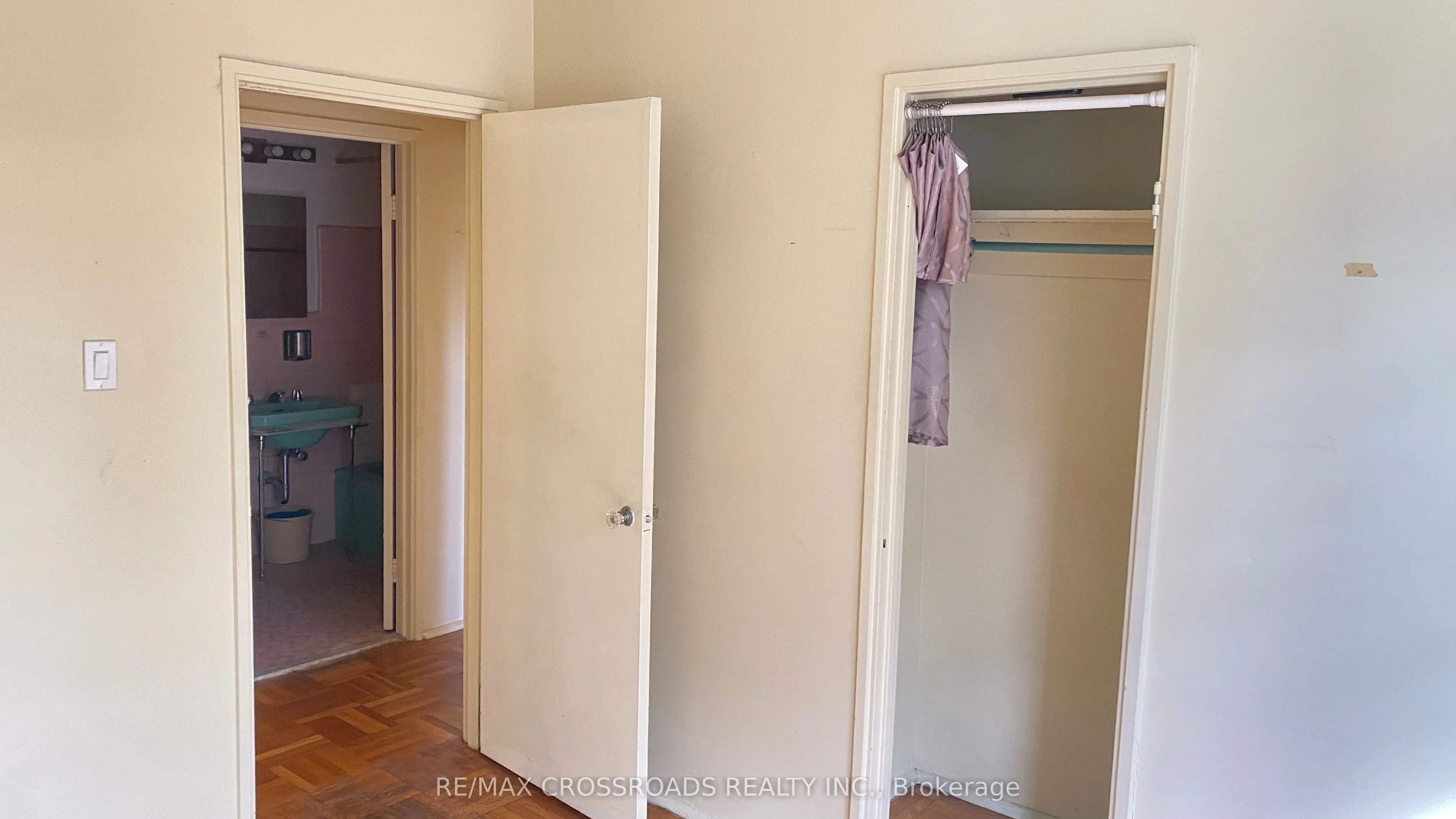 30 Elm Avenue, #302