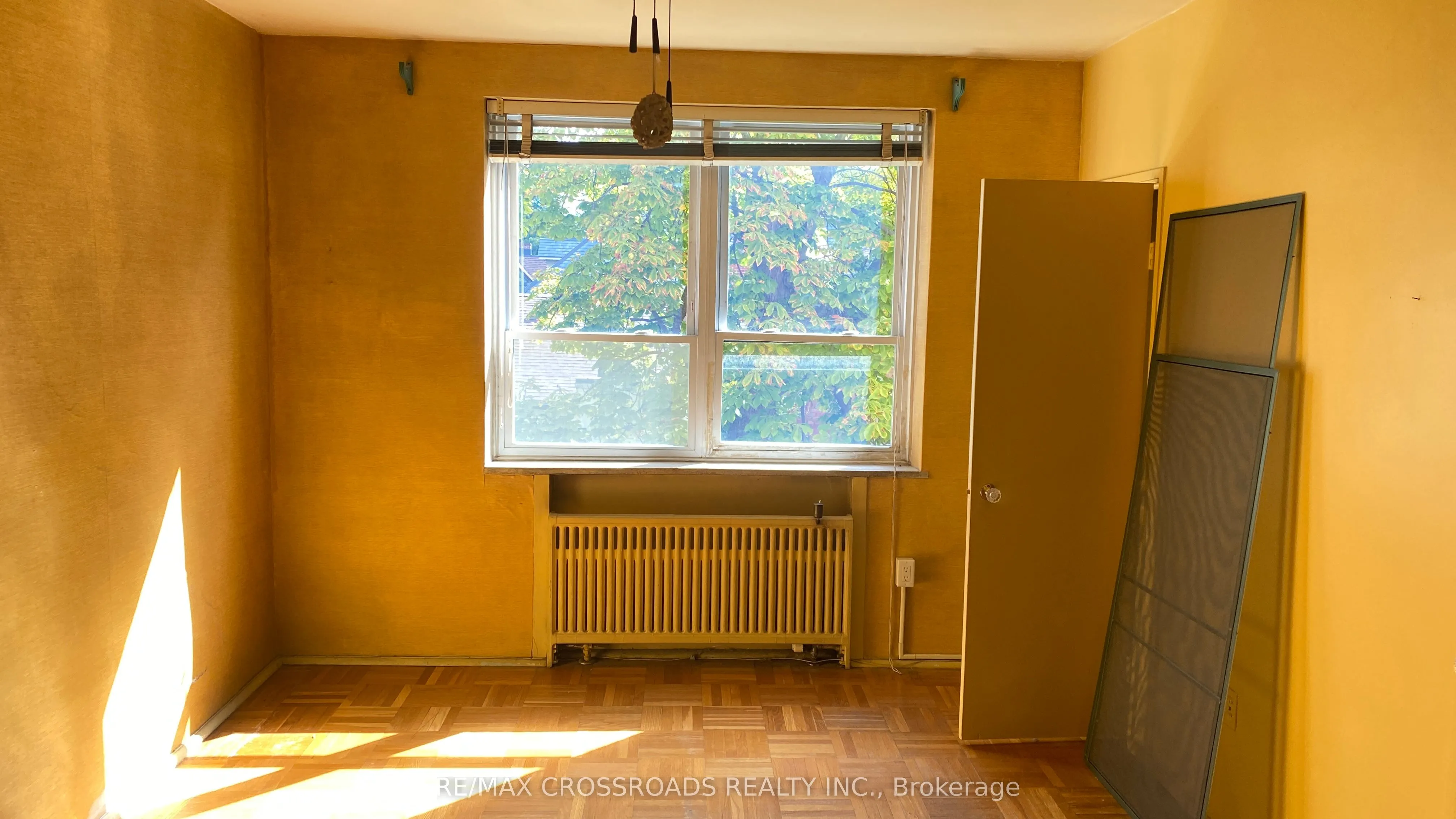 30 Elm Avenue, #302