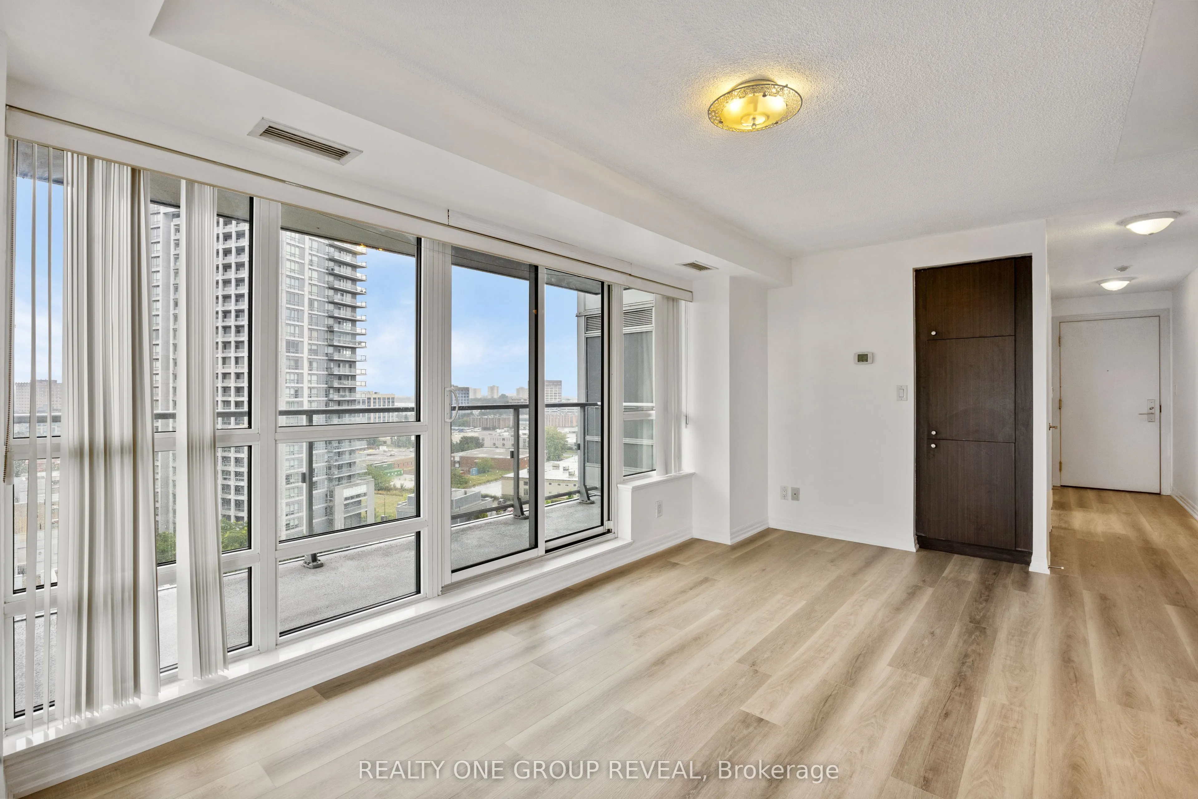 2015 Sheppard Avenue E, #1109