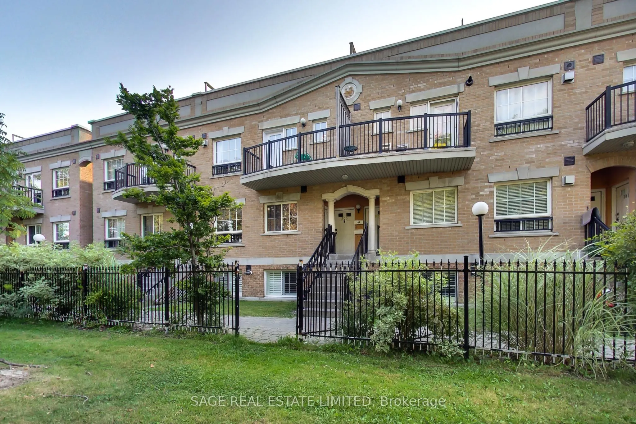 1785 Eglinton Avenue E, #203