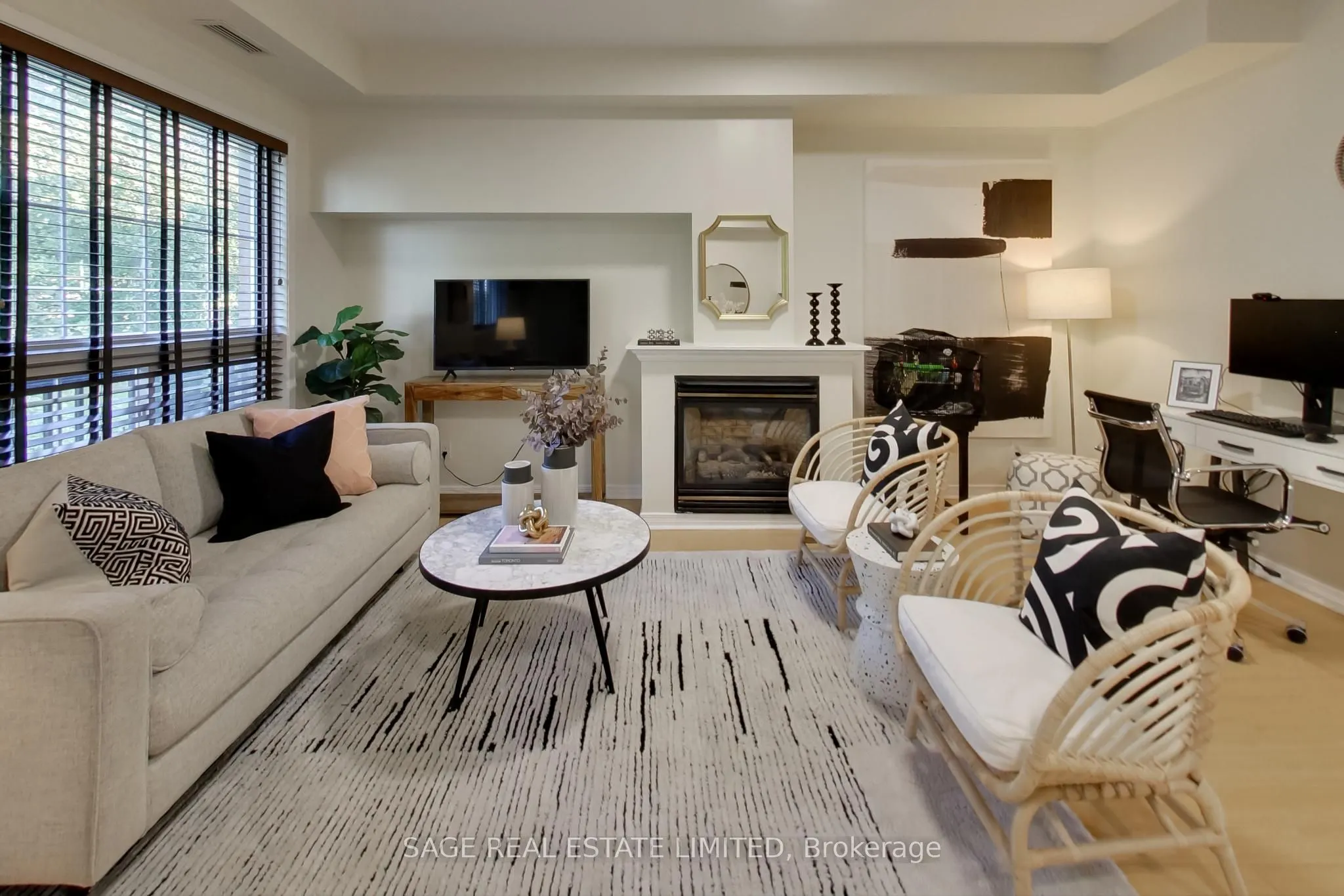 1785 Eglinton Avenue E, #203
