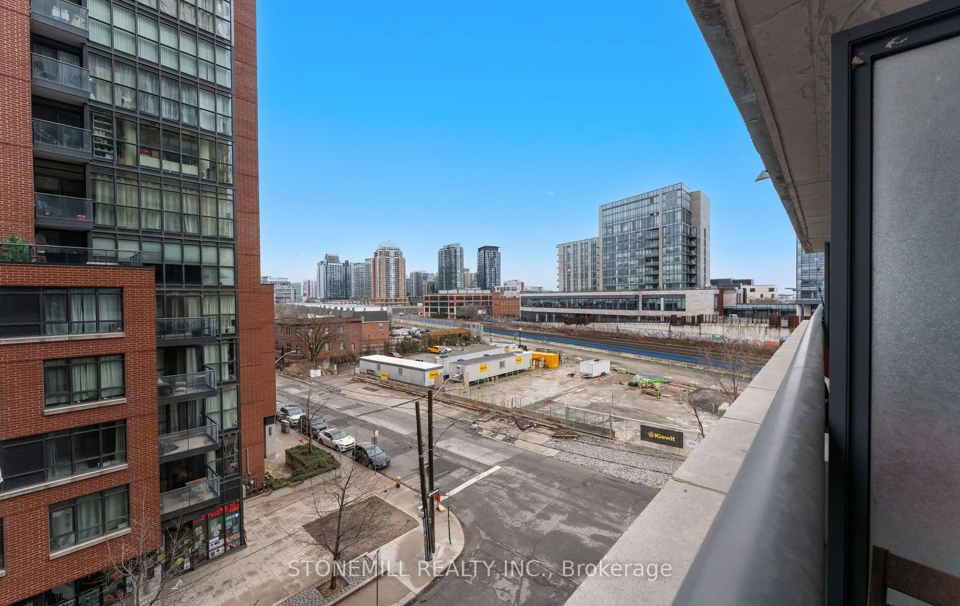 36 Lisgar Street, #521E