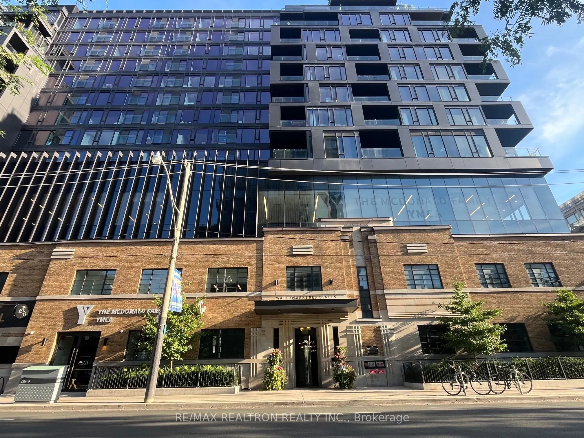 505 Richmond Street W, #801