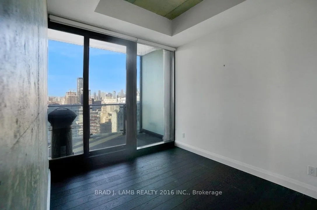 224 King Street W, #3701