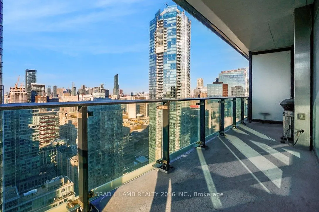 224 King Street W, #3701