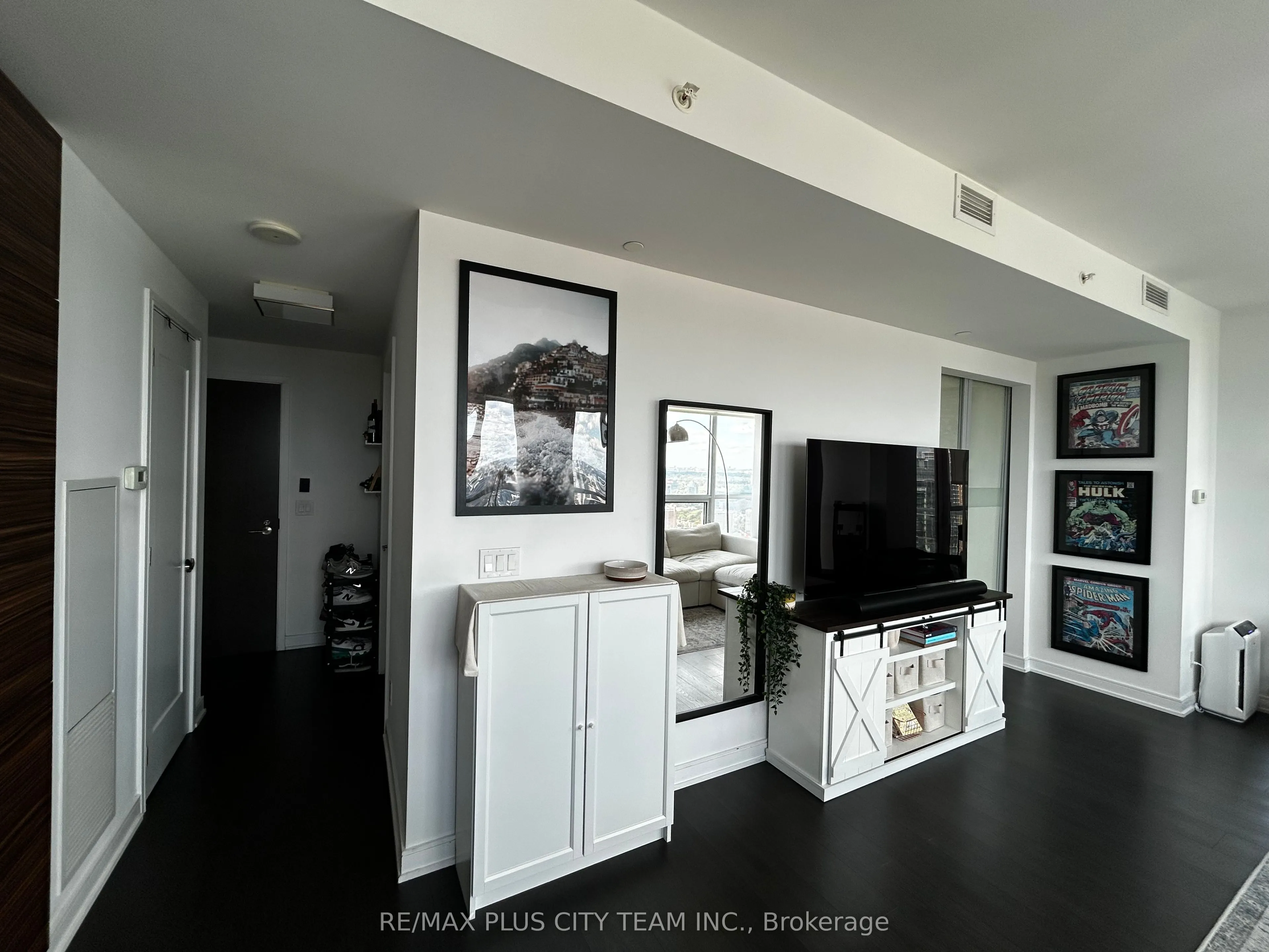 88 Scott Street, #4304