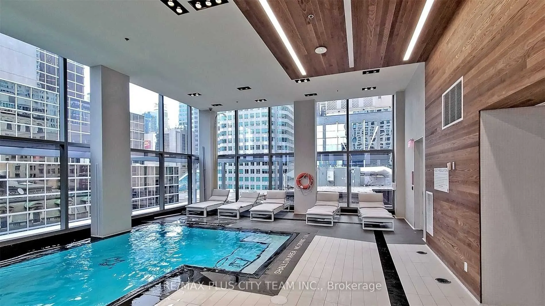 88 Scott Street, #4304