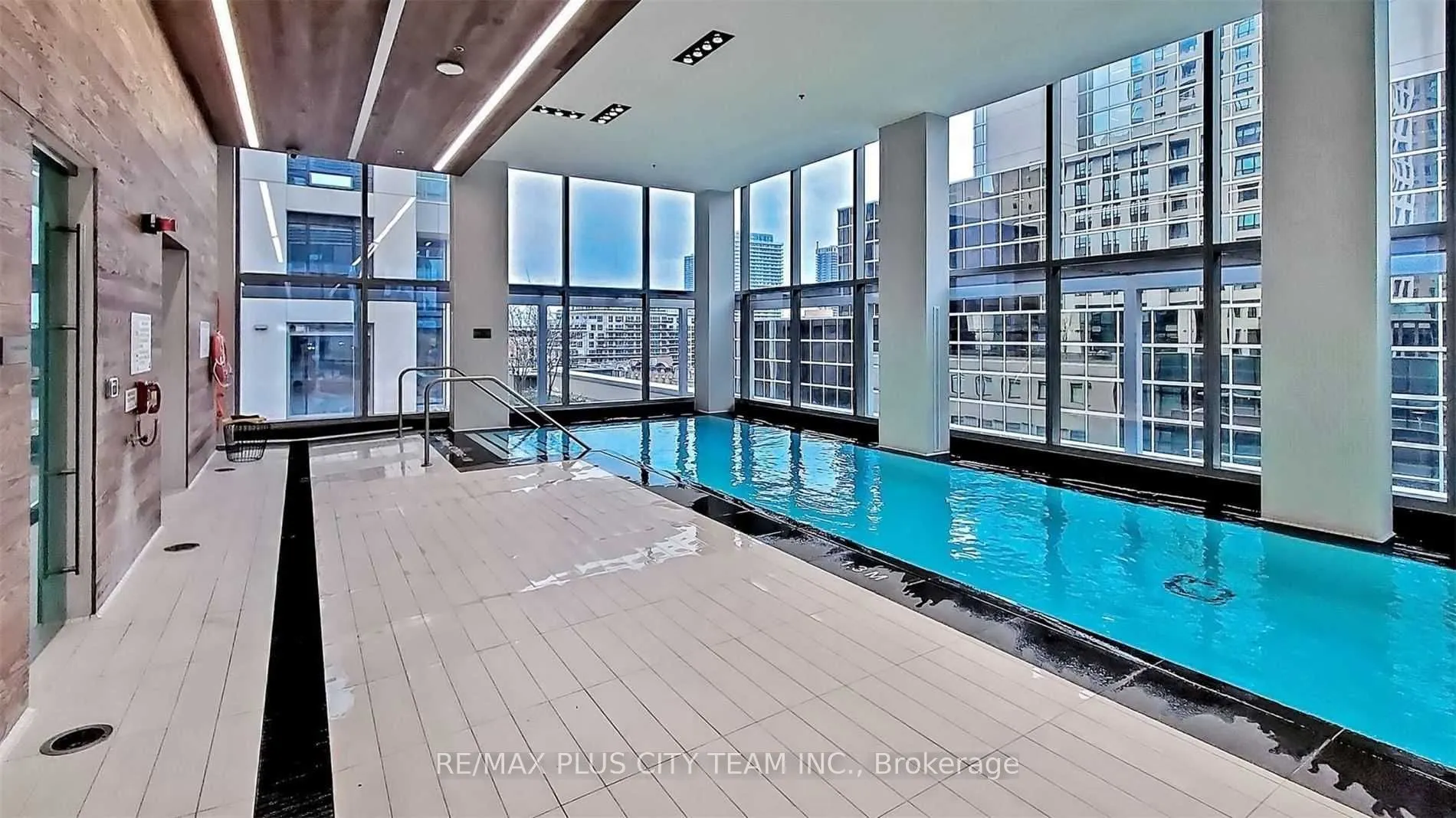 88 Scott Street, #4304