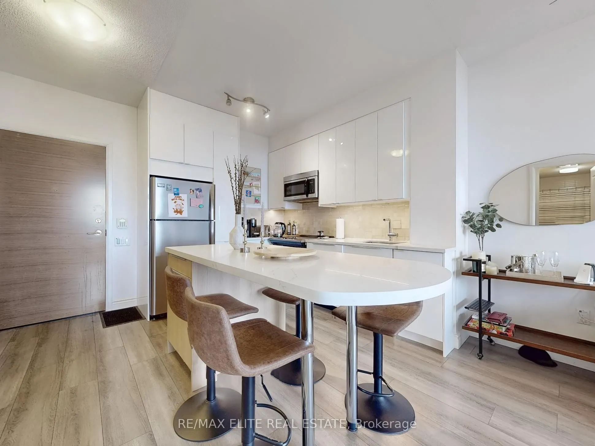 23 Sheppard Avenue E, #2306