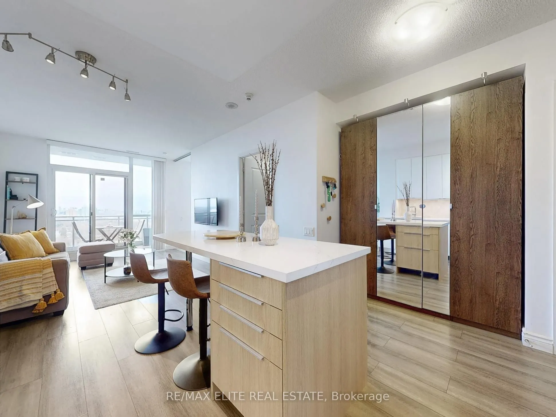 23 Sheppard Avenue E, #2306