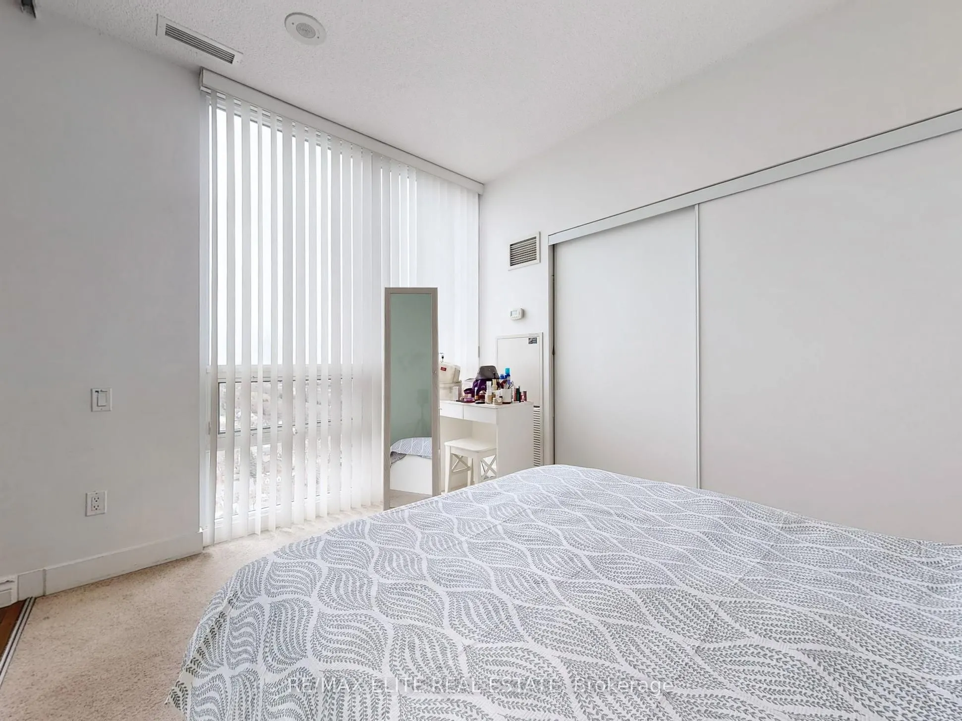 23 Sheppard Avenue E, #2306