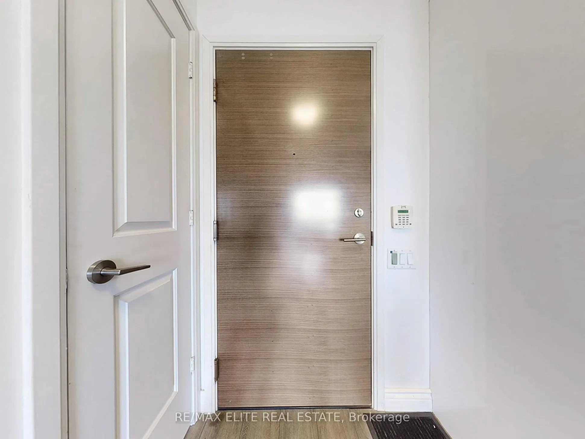23 Sheppard Avenue E, #2306