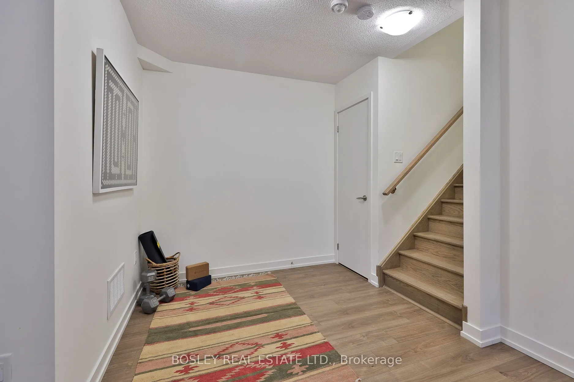 39 Florence Street, #TH8