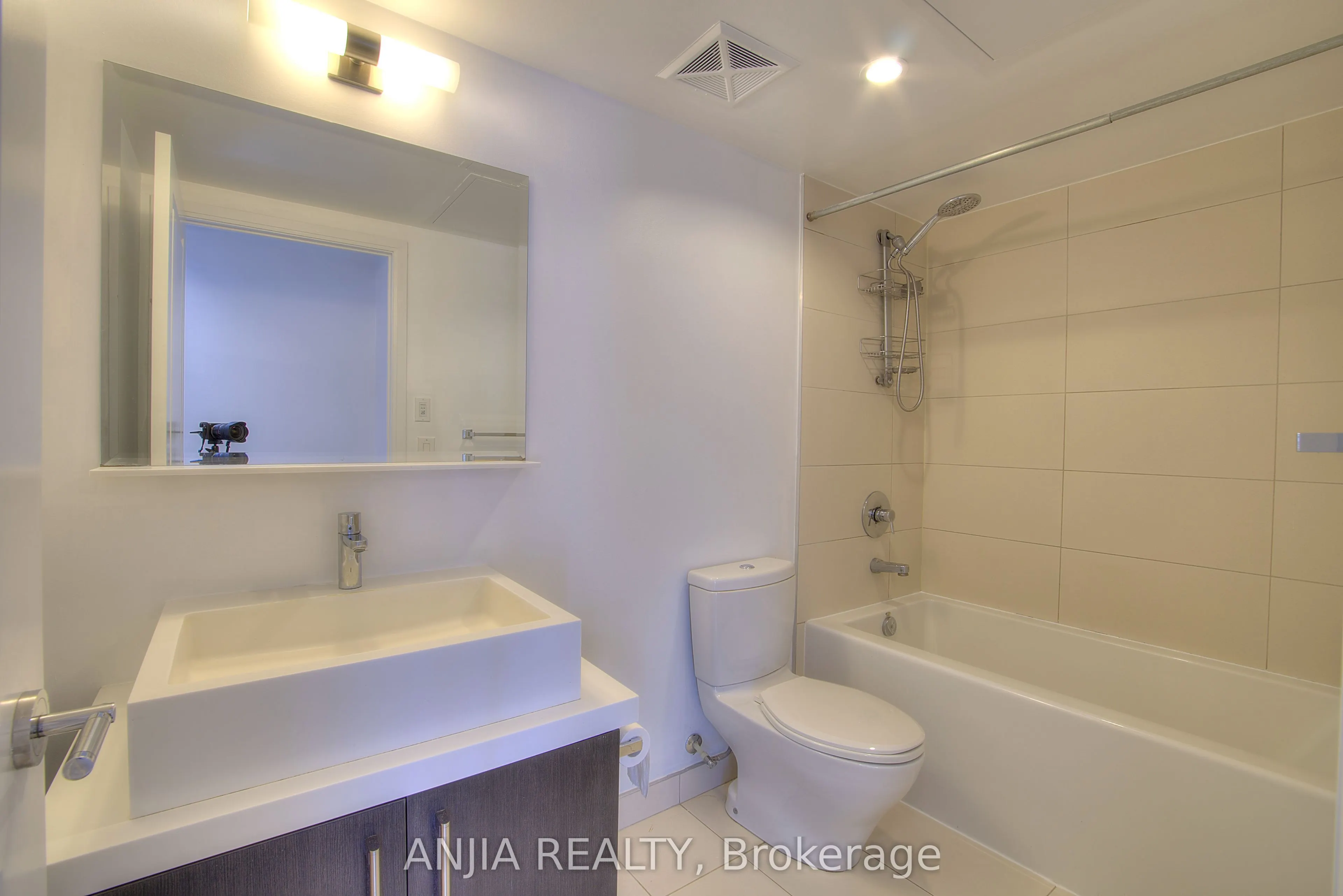 65 St Mary Street, #1701