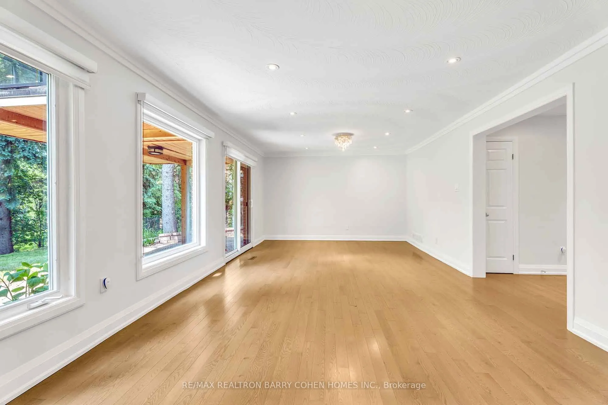 20 Bruce Farm Drive