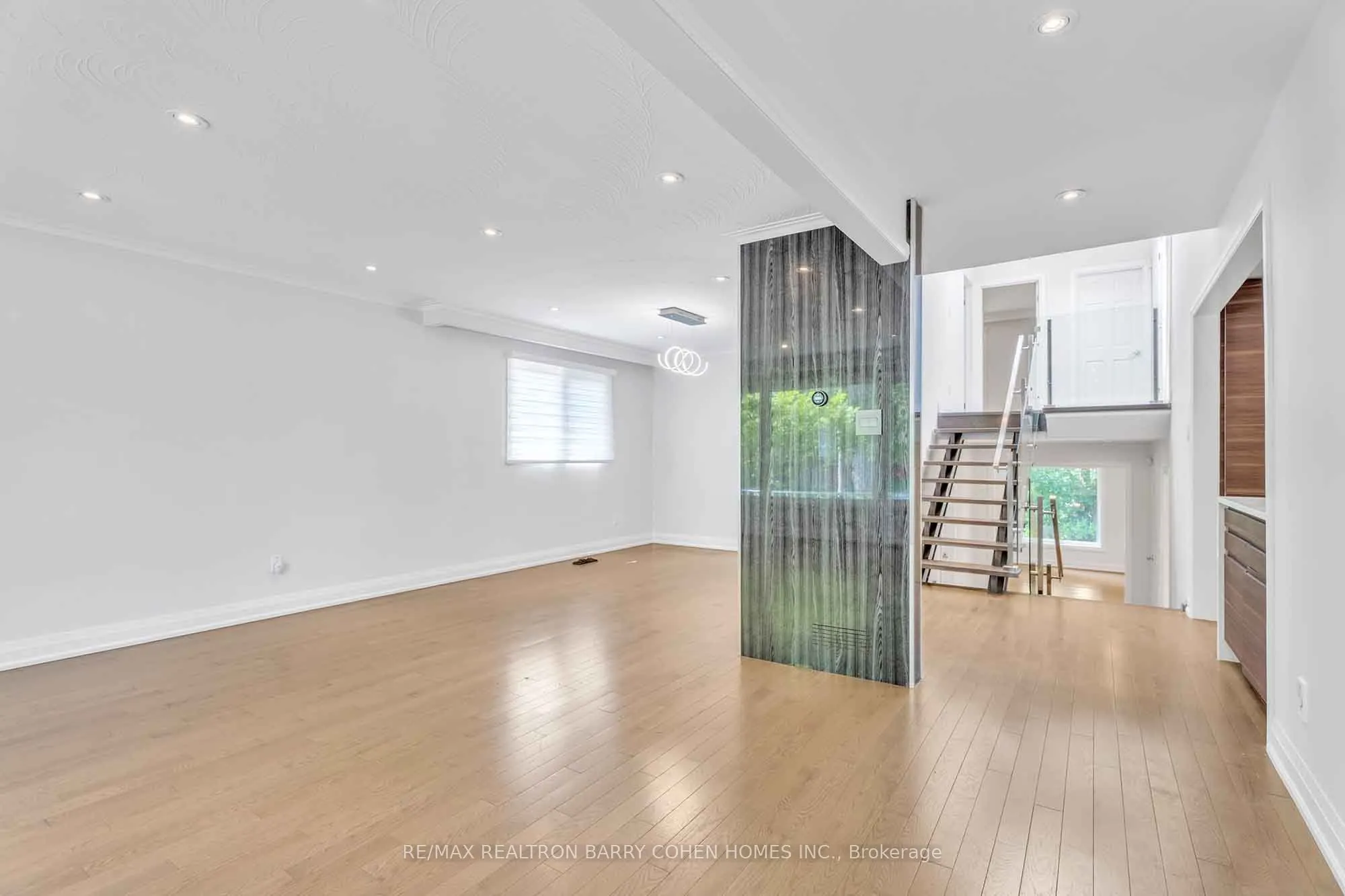 20 Bruce Farm Drive