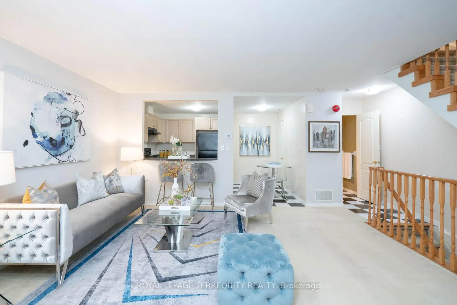 108 Finch Avenue W, #B19
