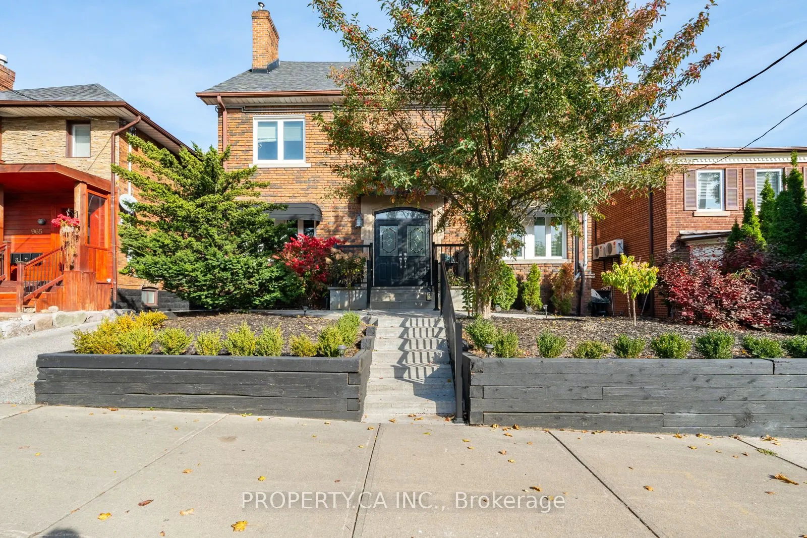 963 Avenue Road, #7
