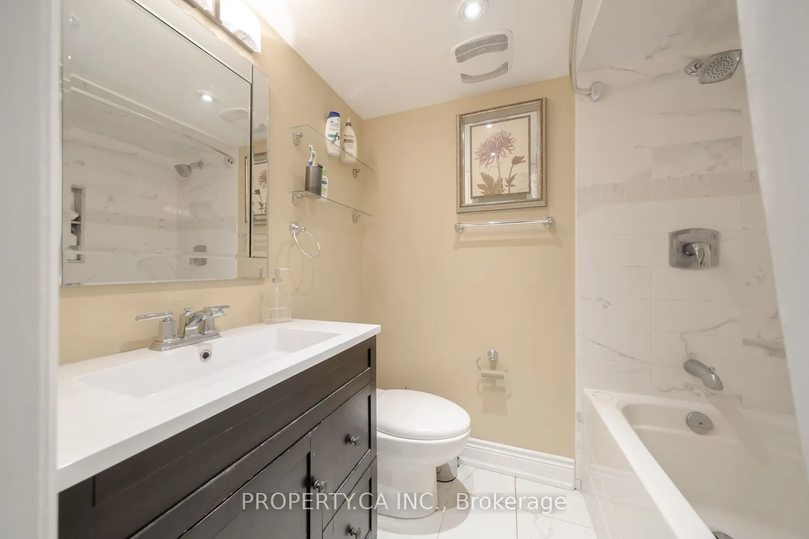 963 Avenue Road, #7