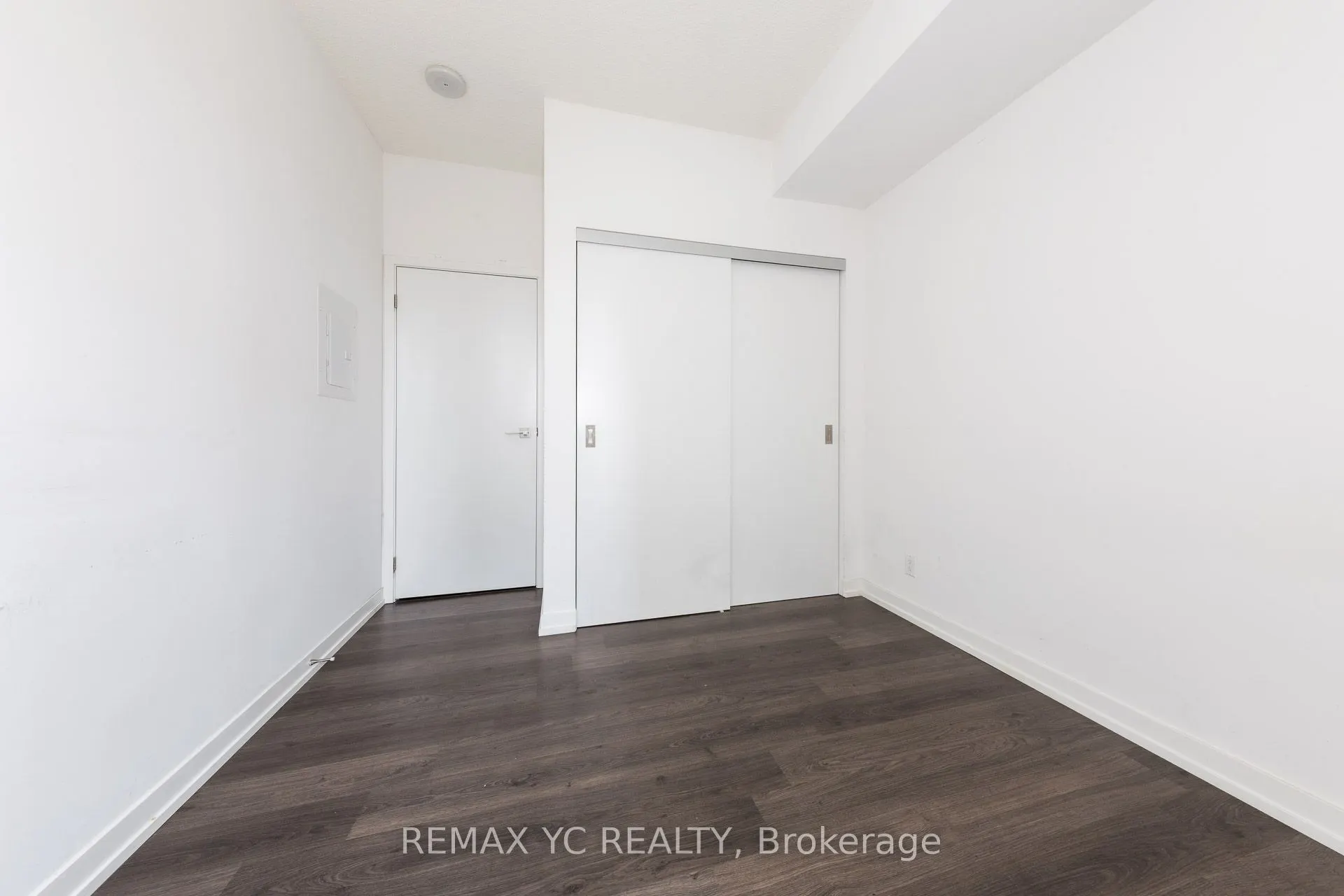 98 Lillian Street, #313