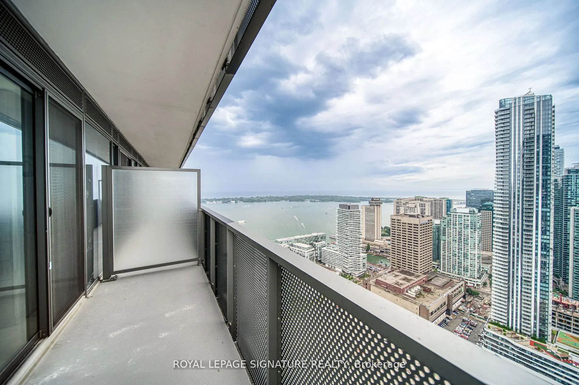 138 DOWNES Street, #5111
