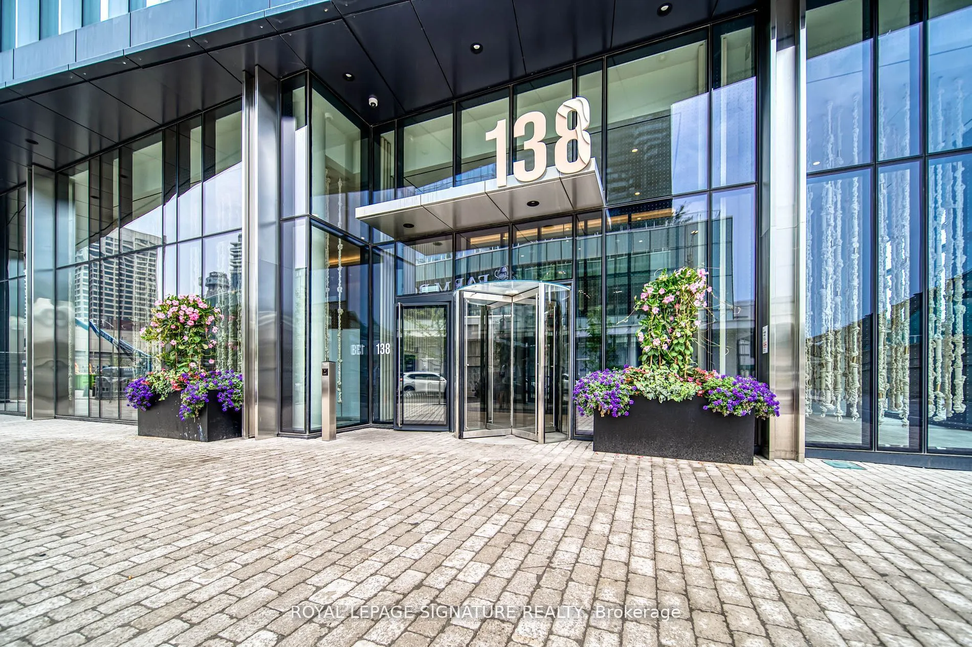 138 DOWNES Street, #5111