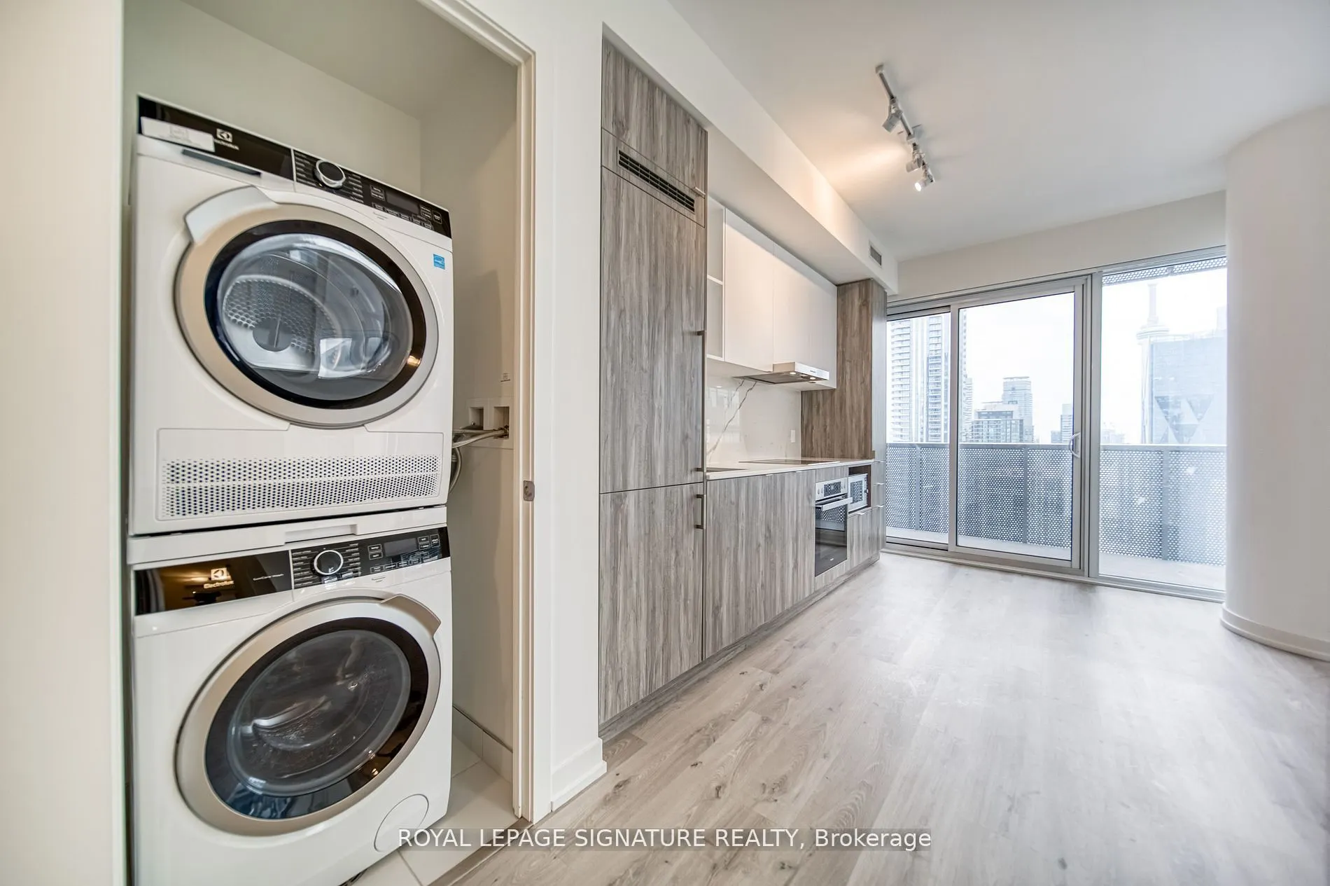 138 DOWNES Street, #5111