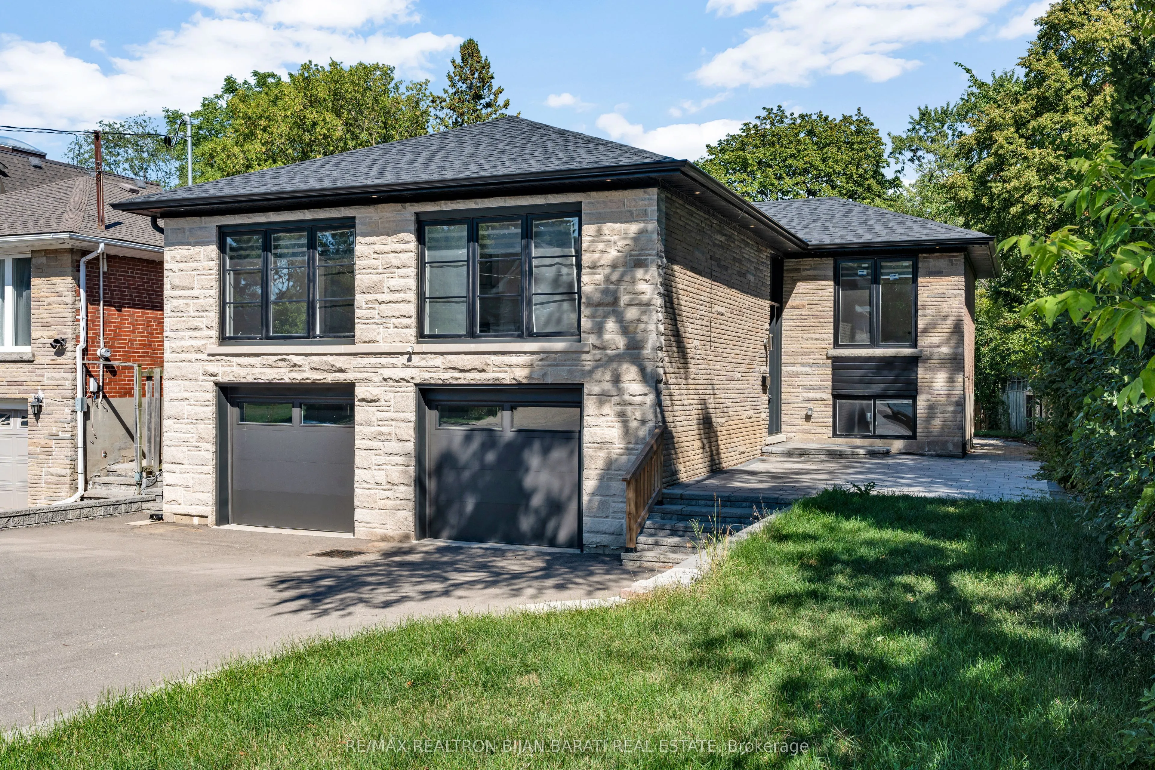7 Caswell Drive