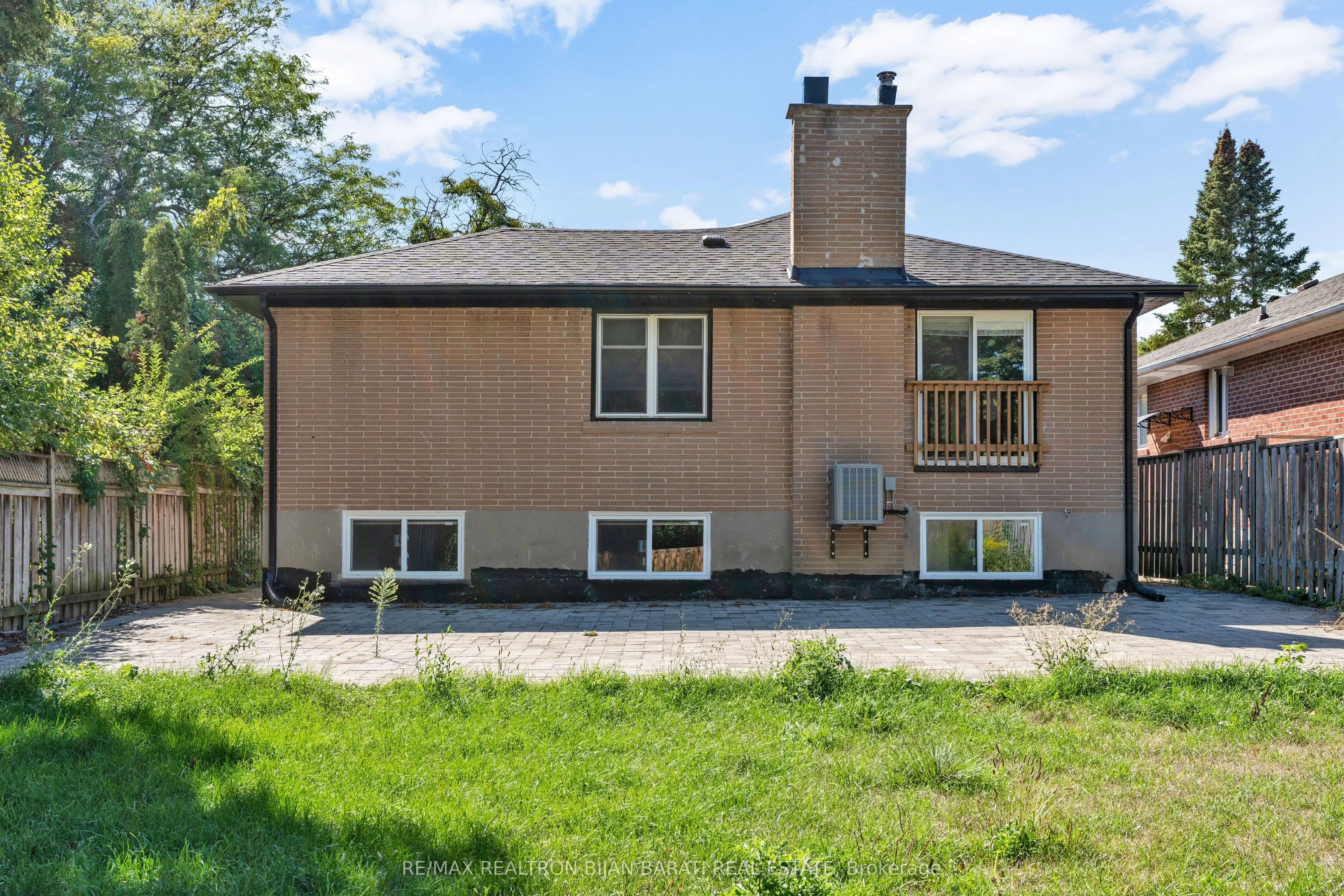 7 Caswell Drive