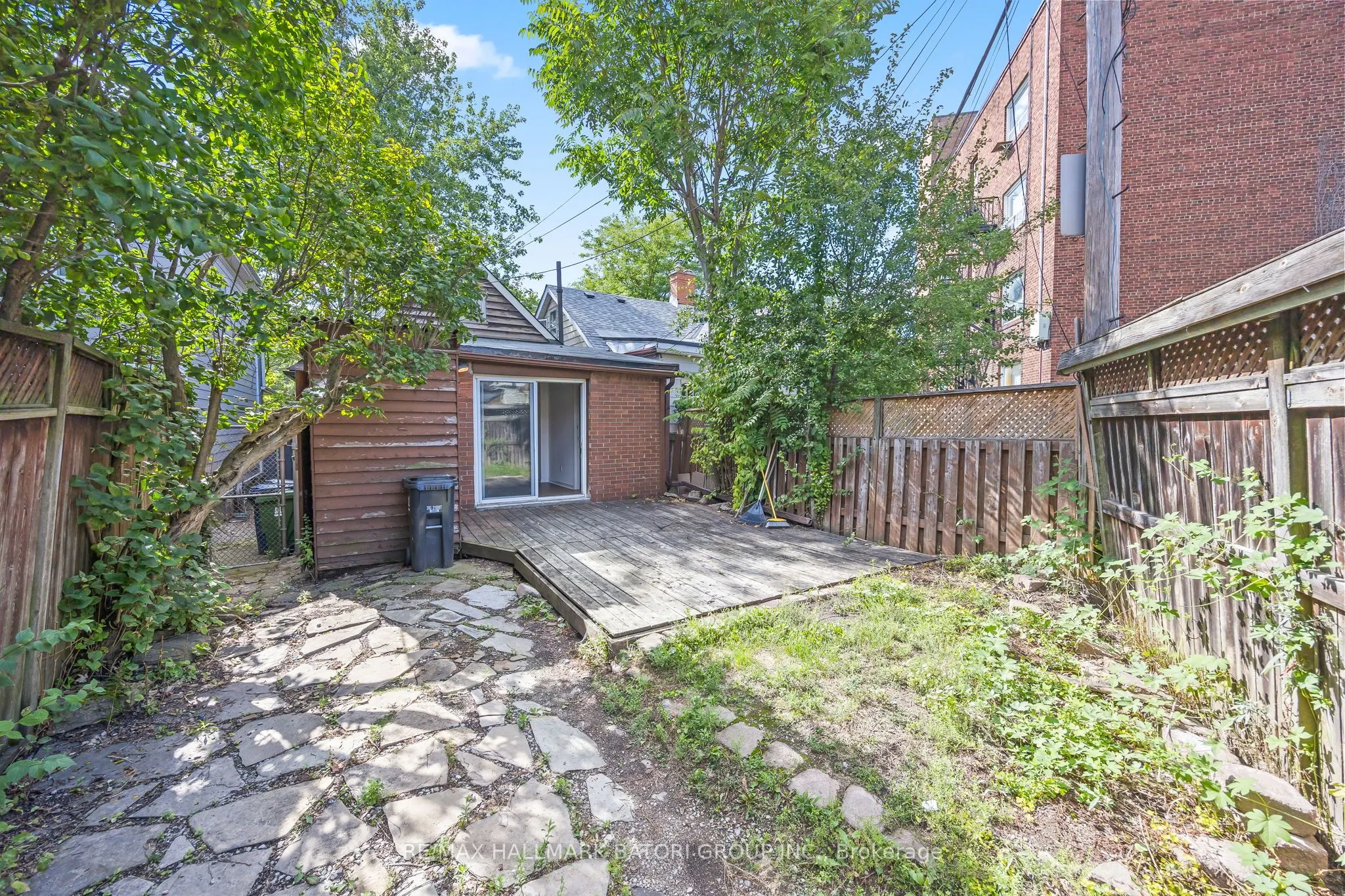 135 Kenwood Avenue