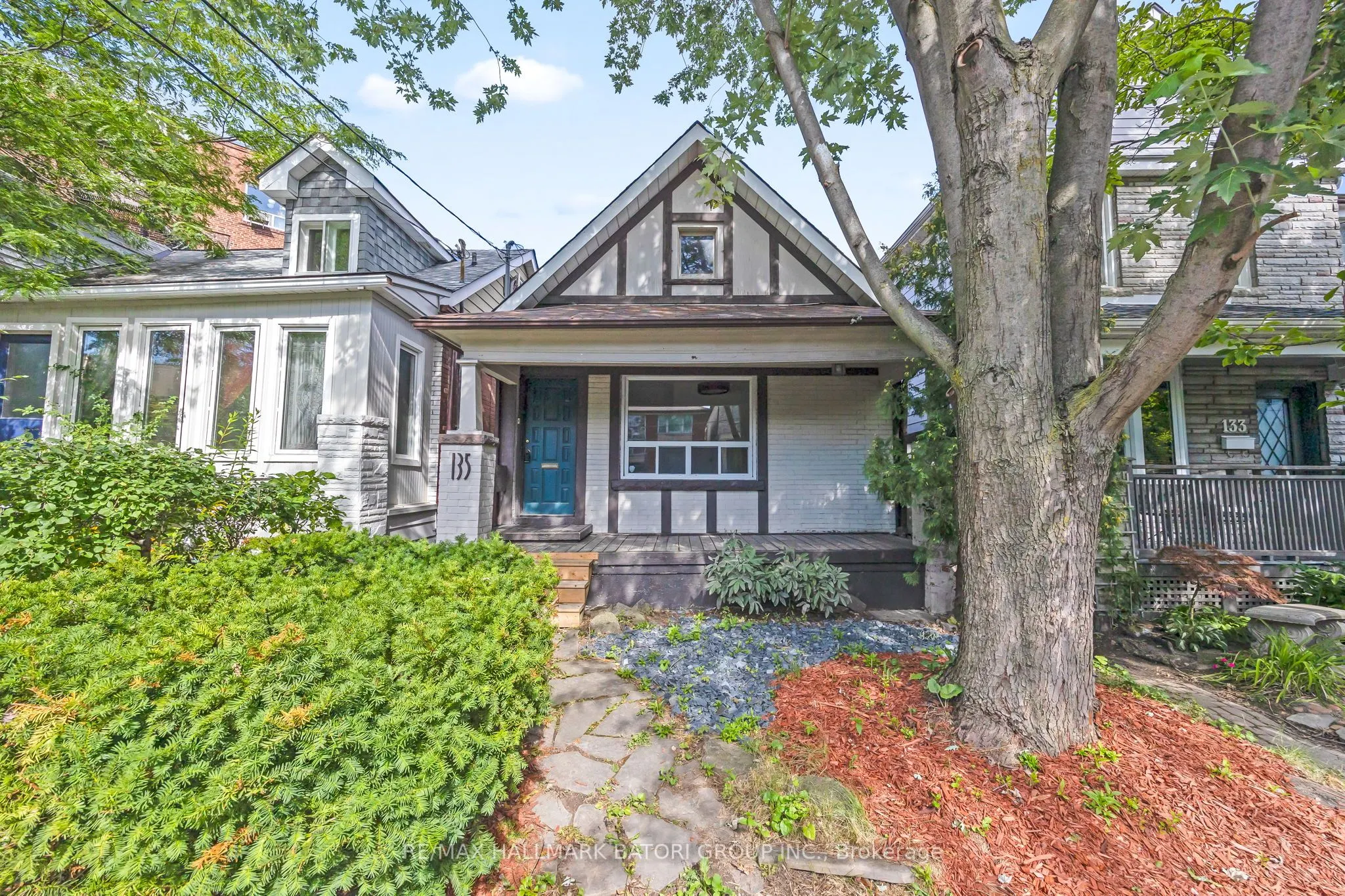 135 Kenwood Avenue