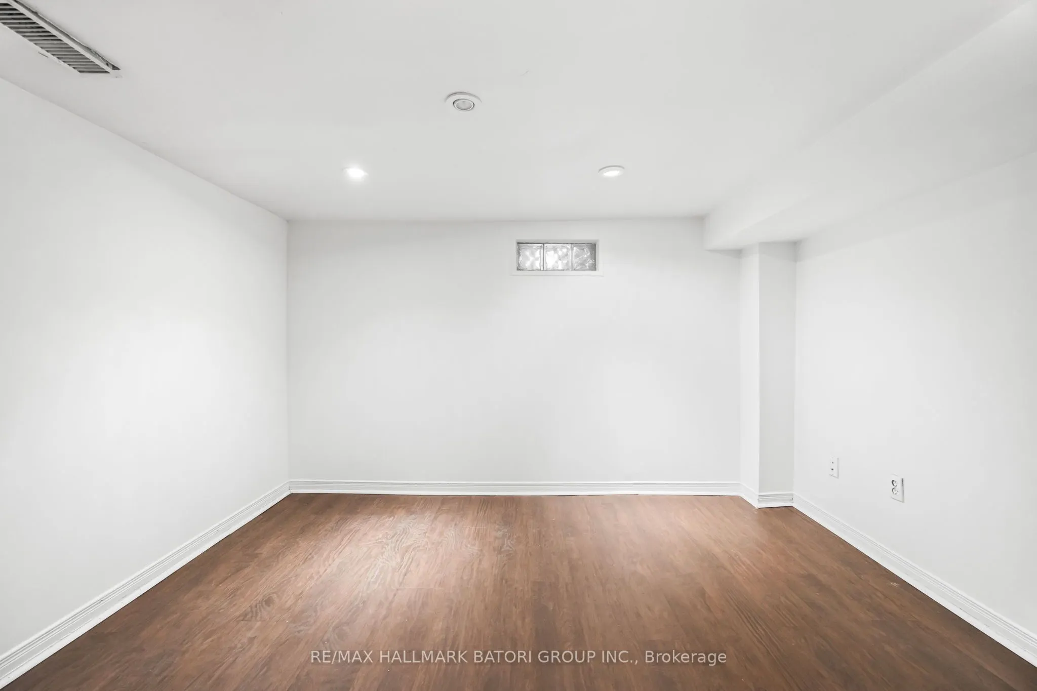135 Kenwood Avenue