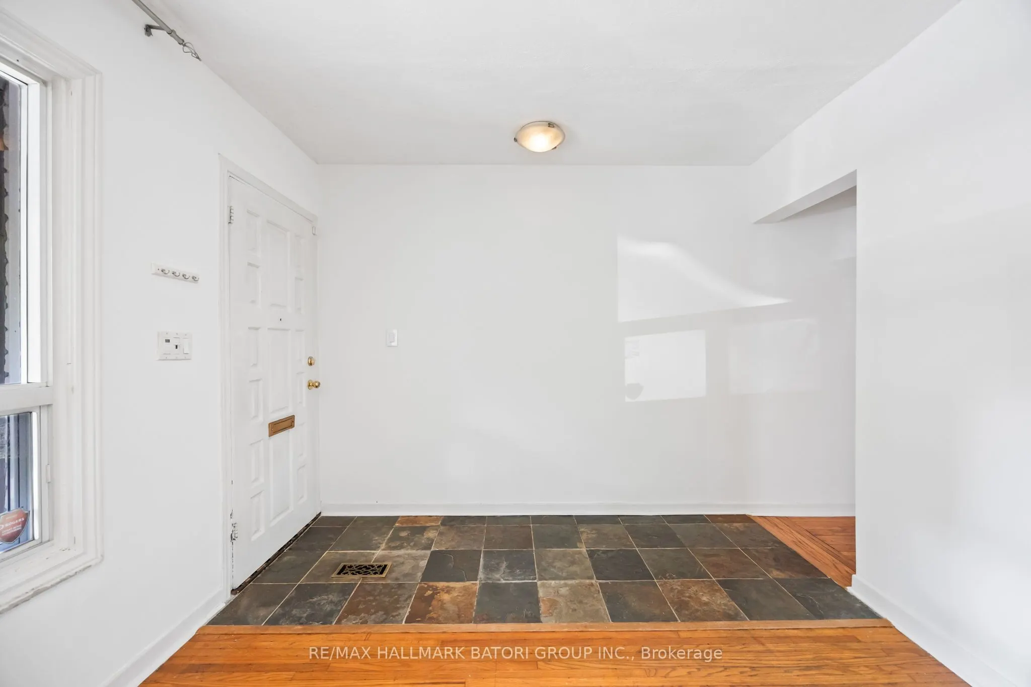 135 Kenwood Avenue