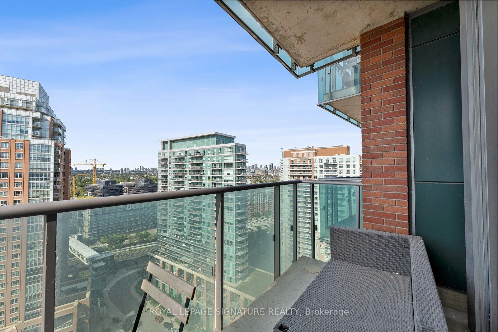 150 East Liberty Street, #2112