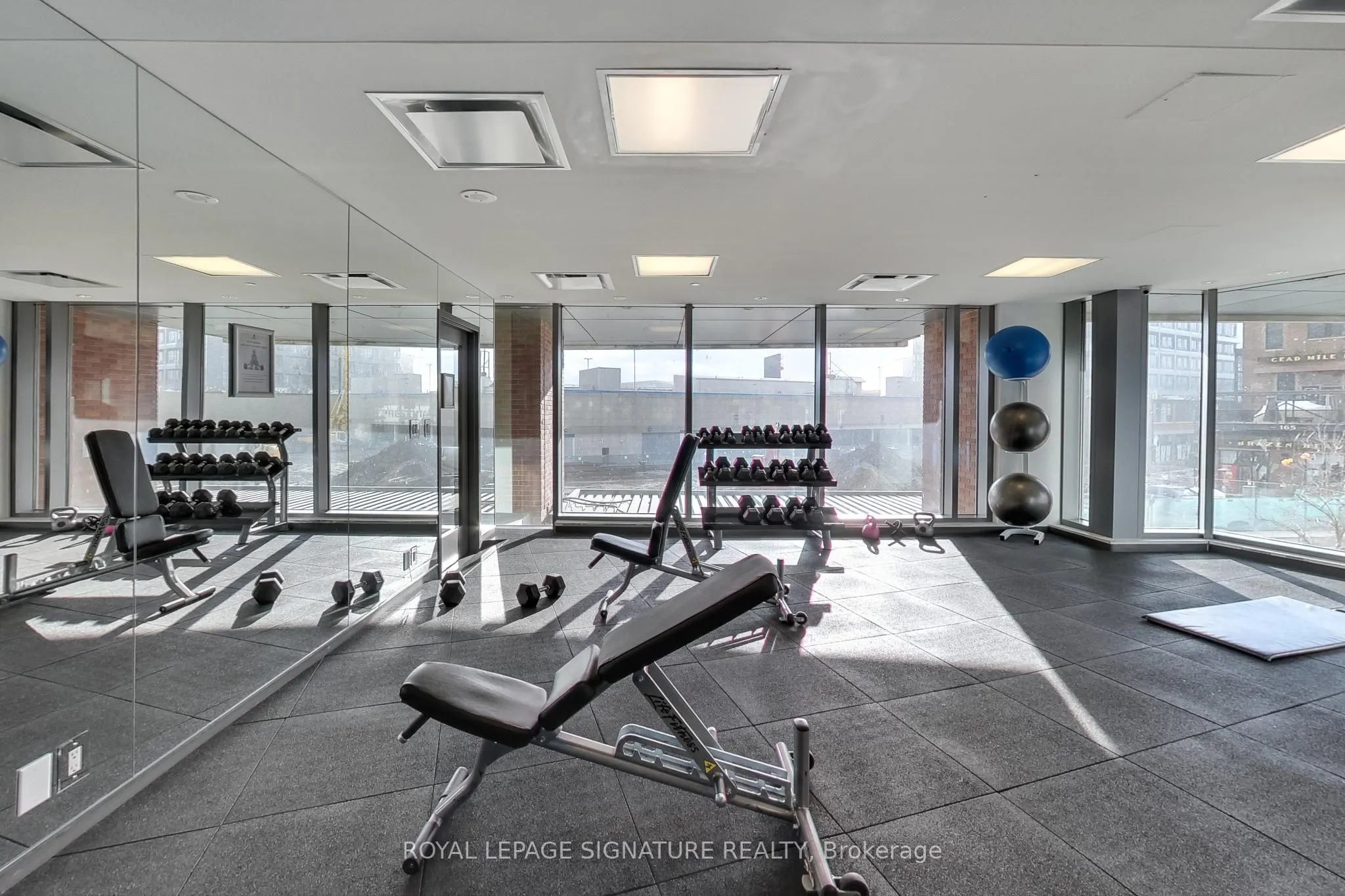 150 East Liberty Street, #2112