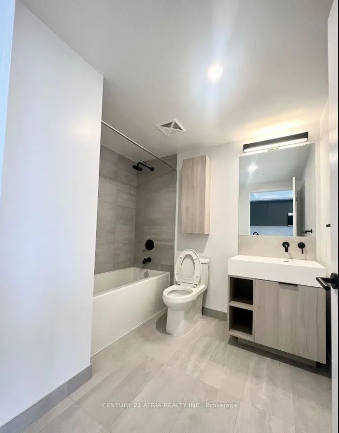 108 Peter Street, #3709