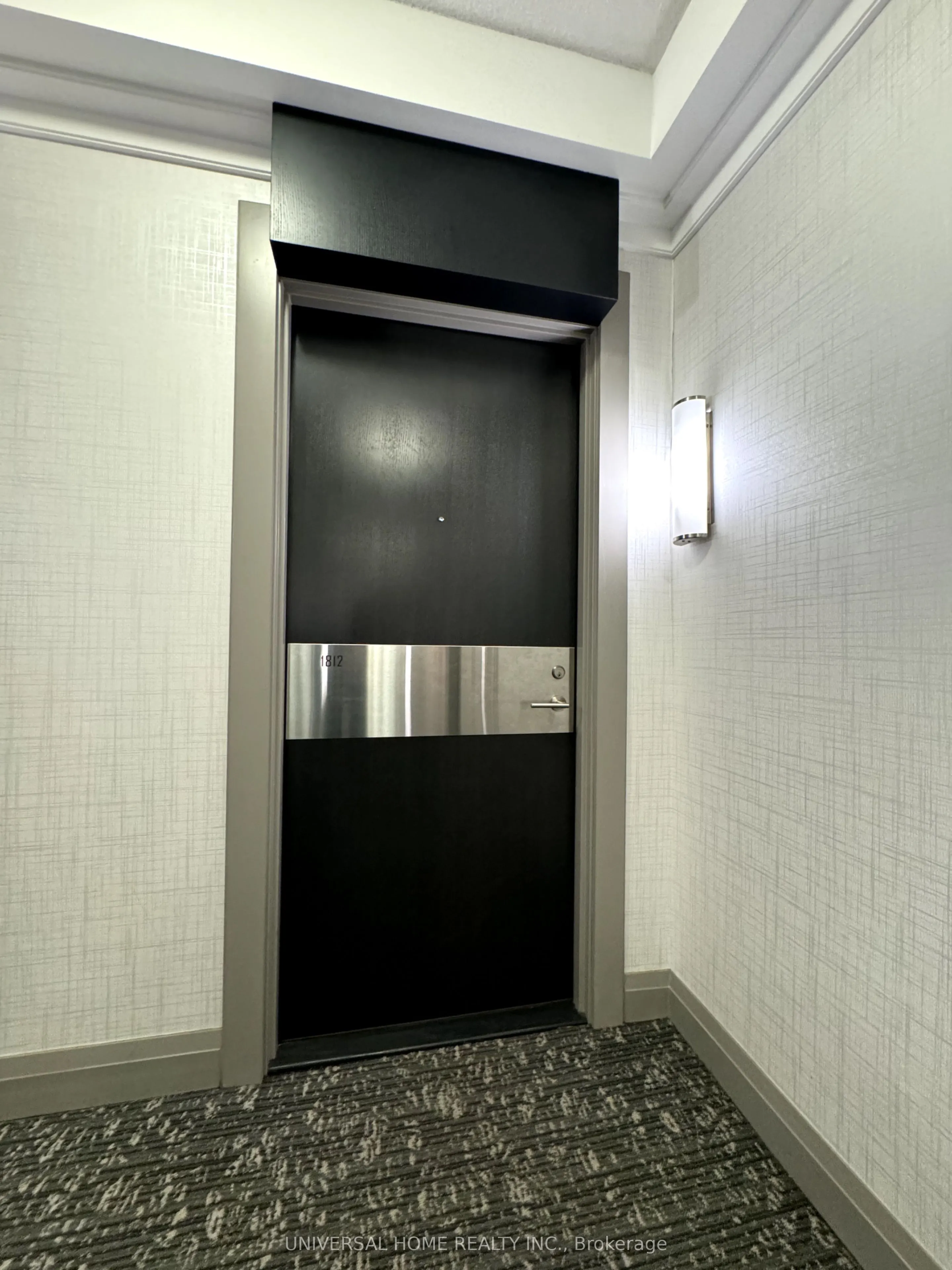 18 GRAYDON HALL Drive, #1812