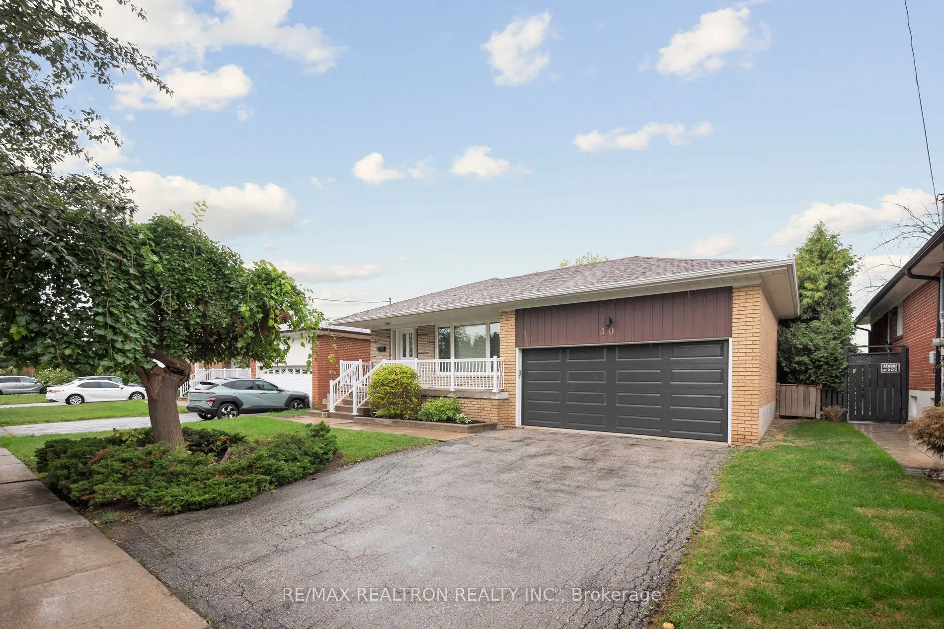 40 Marathon Crescent