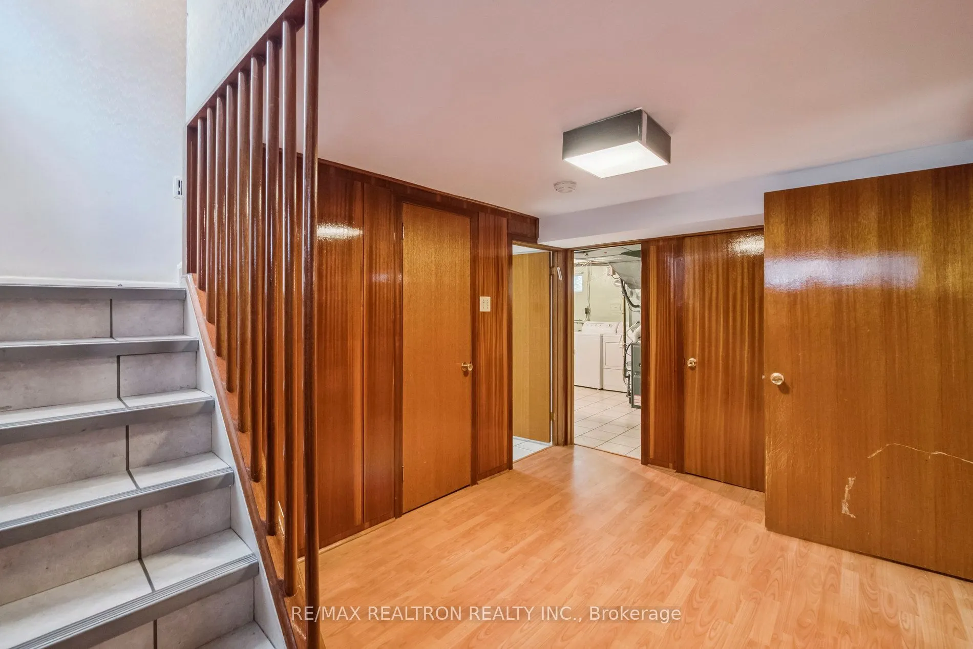 40 Marathon Crescent