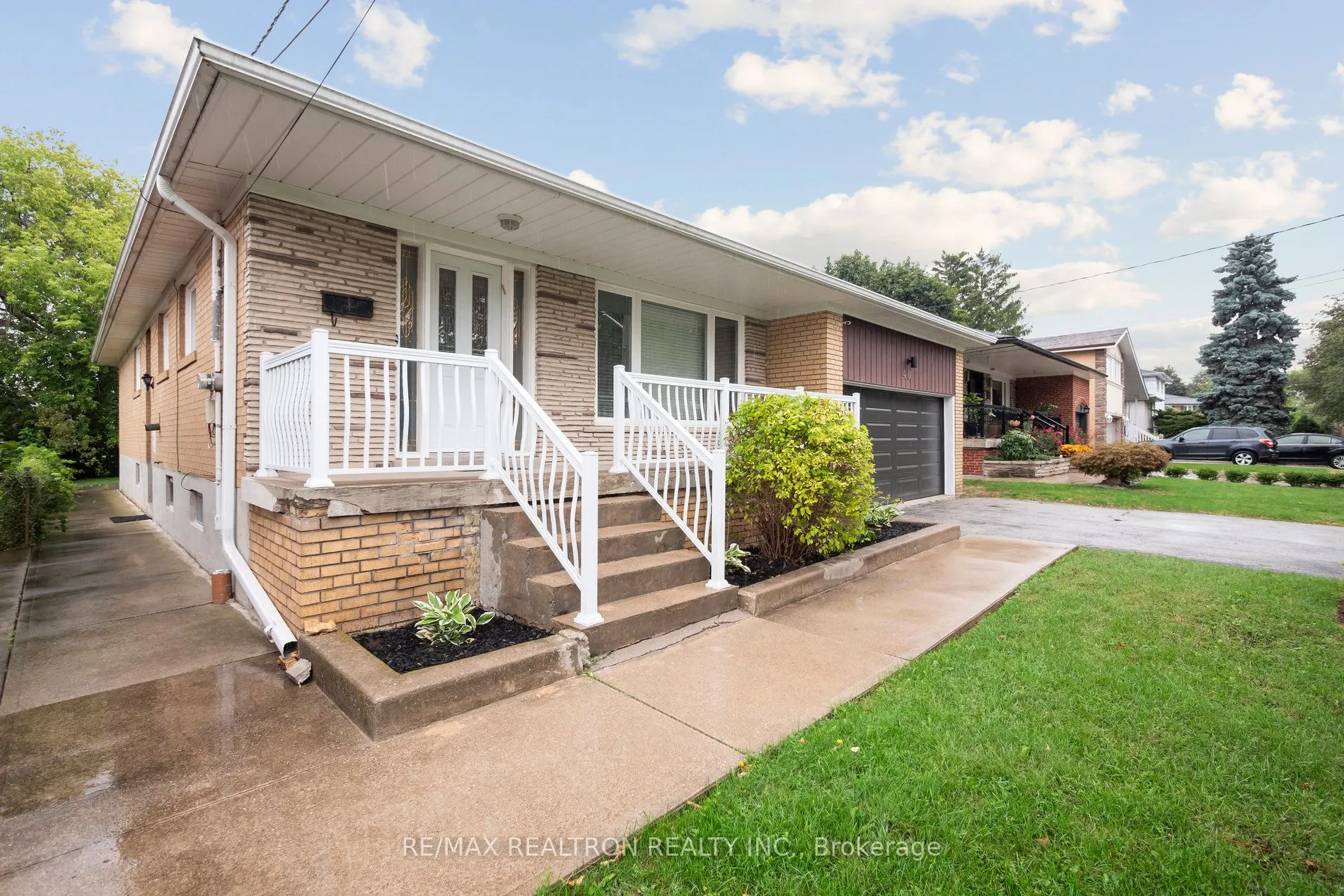 40 Marathon Crescent
