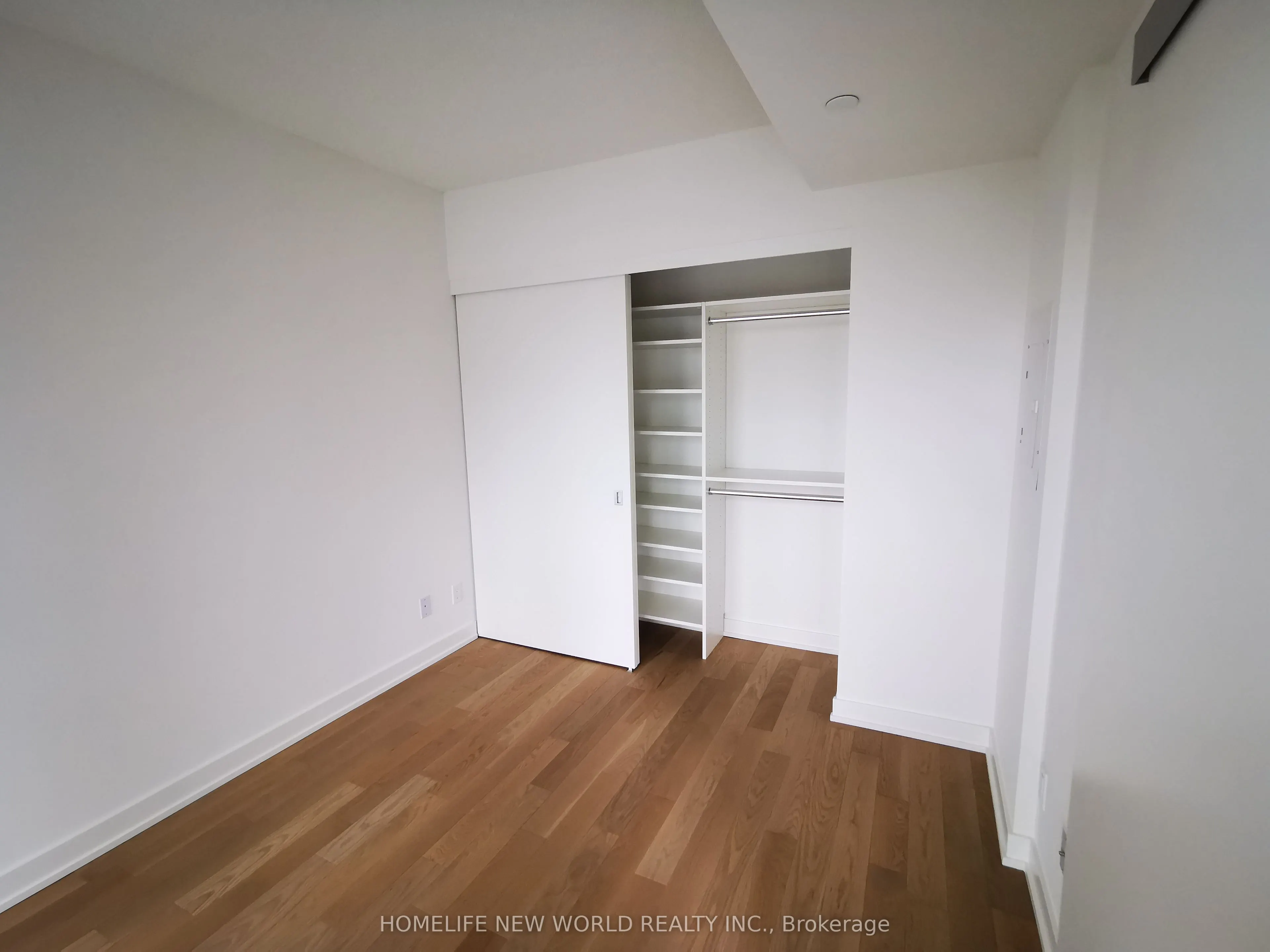 25 Richmond Street E, #1713